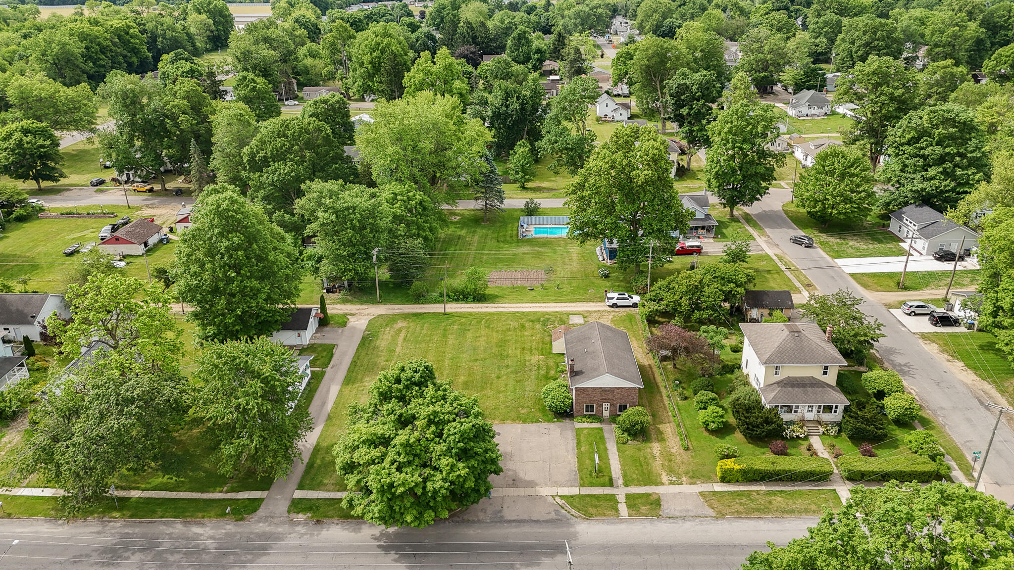 418 E Main Street Marcellus MI 49067
