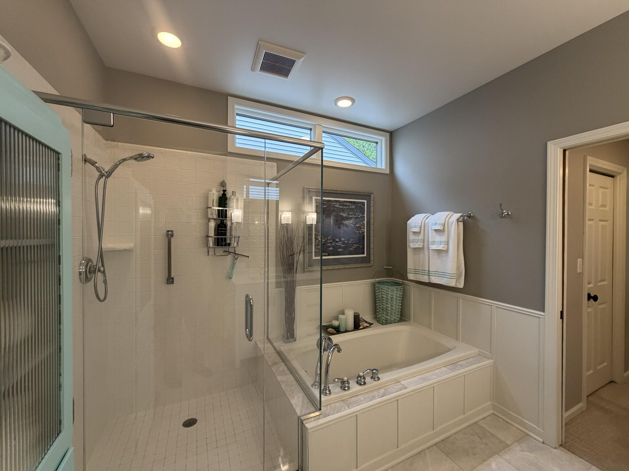 1910 Hidden Oak Court SE Grand Rapids MI 49546