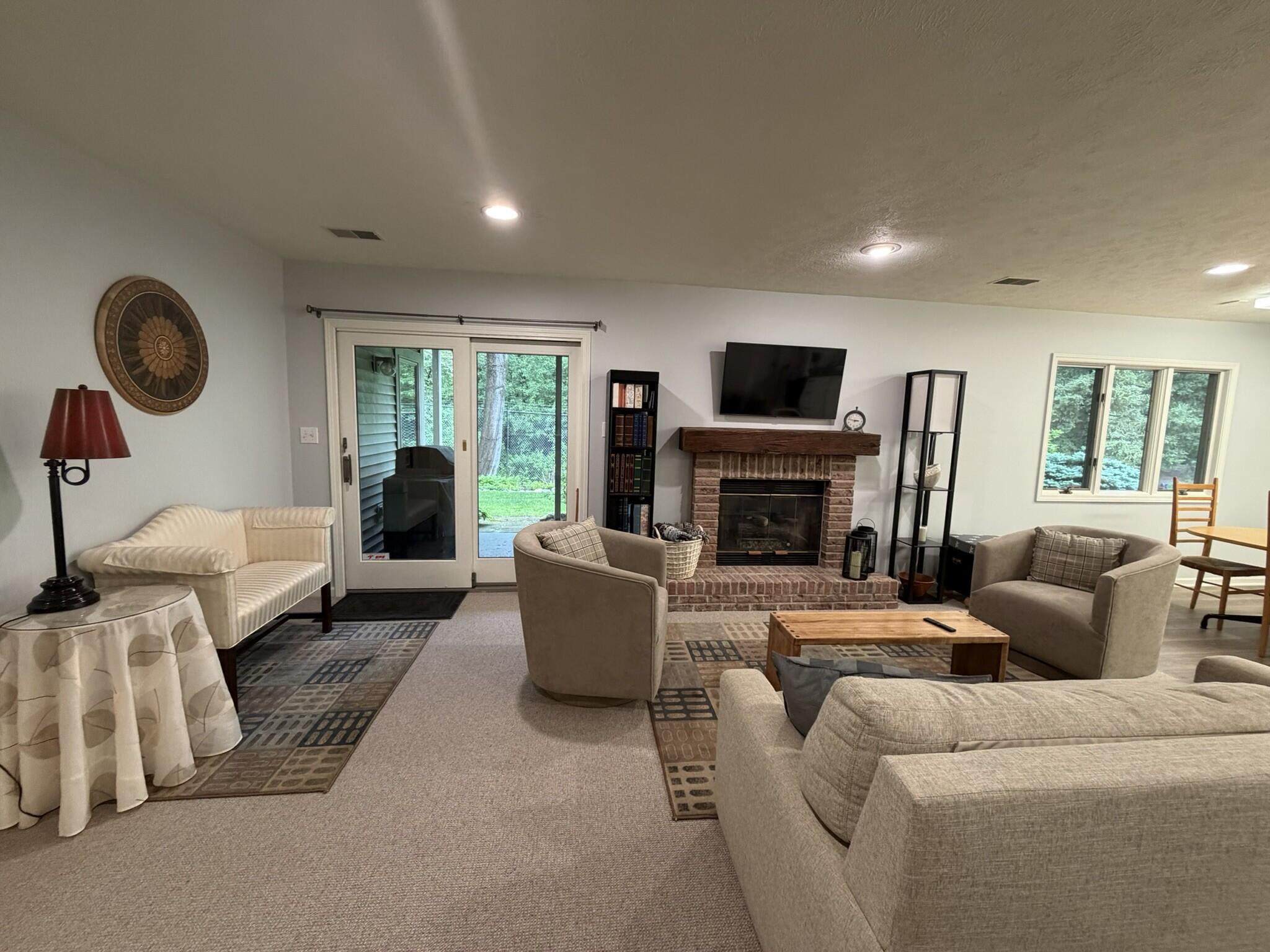 1910 Hidden Oak Court SE Grand Rapids MI 49546