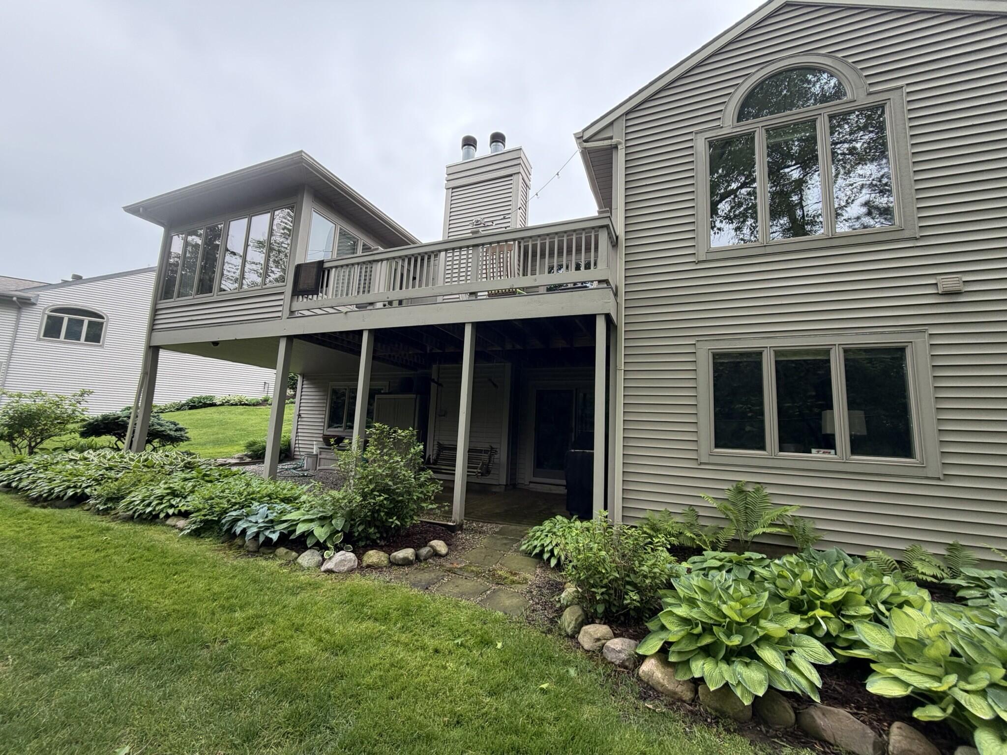 1910 Hidden Oak Court SE Grand Rapids MI 49546