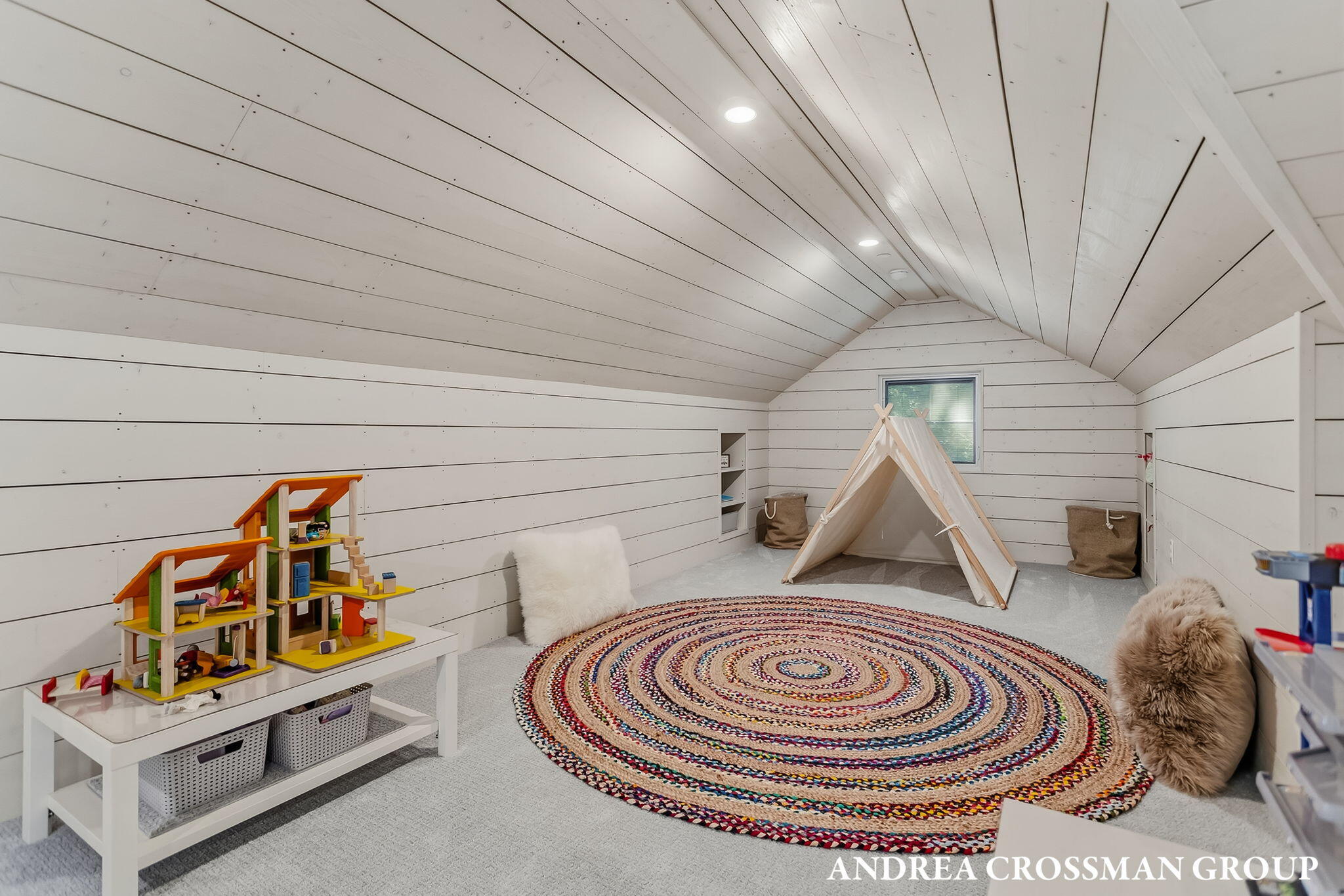 2400 Sunset Walk Macatawa MI 49434