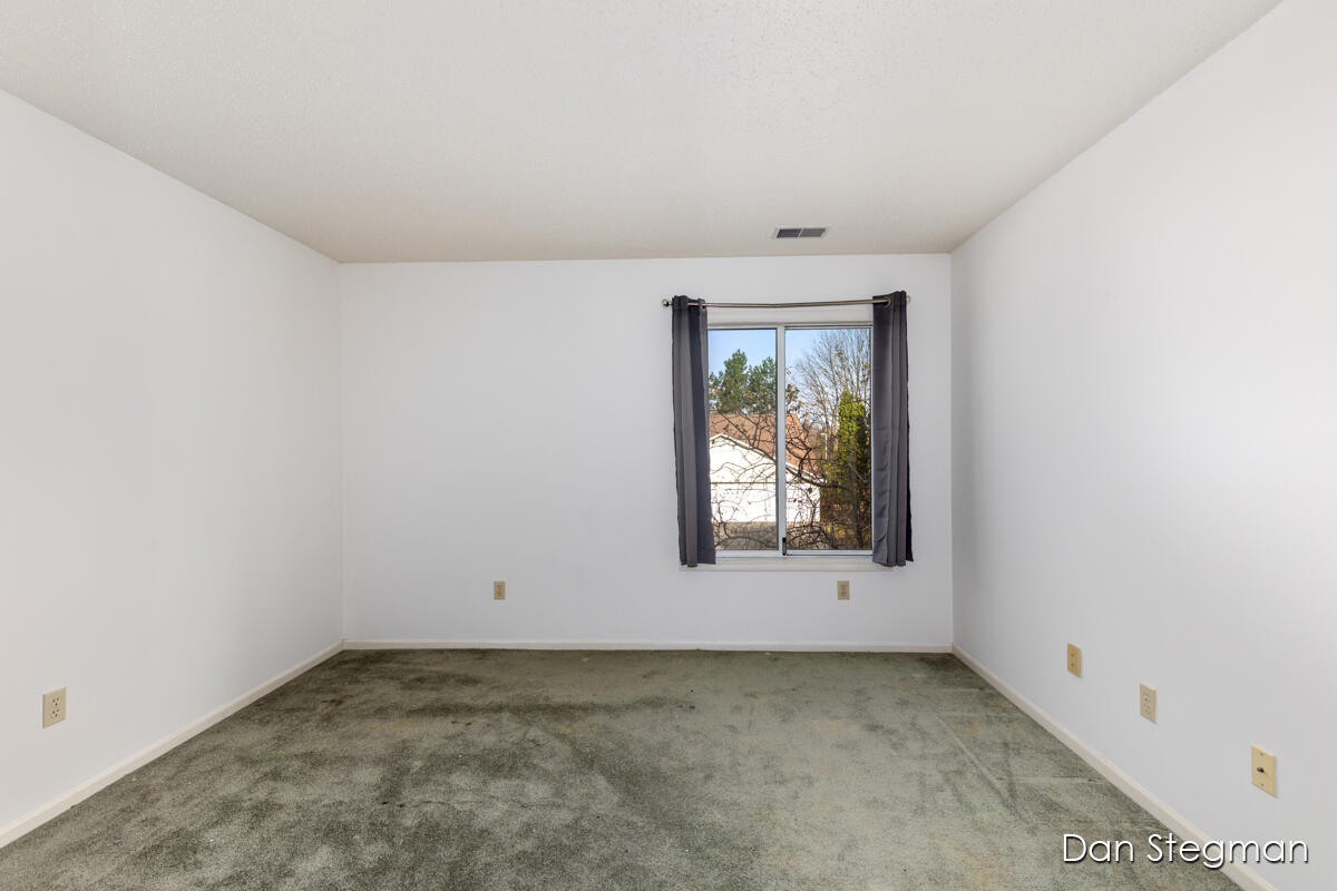 3116 Windcrest Court NE Grand Rapids MI 49525