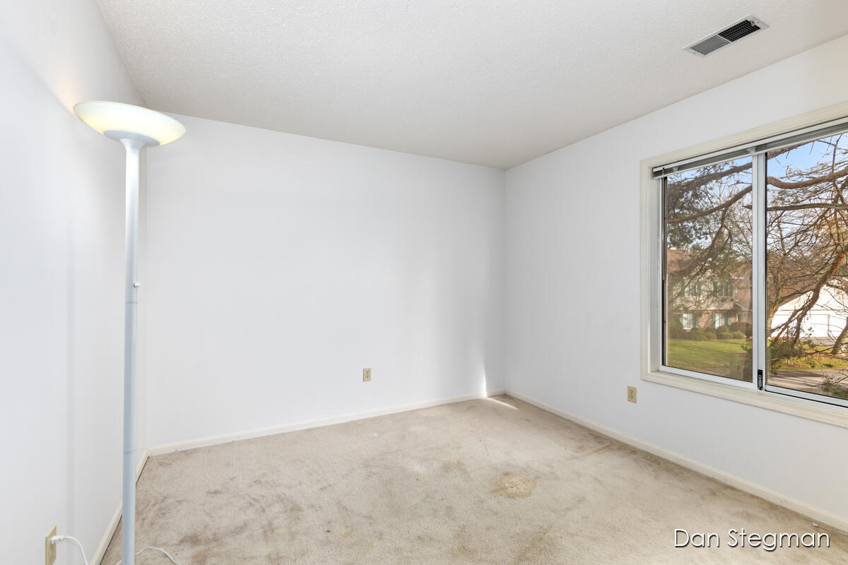 3116 Windcrest Court NE Grand Rapids MI 49525
