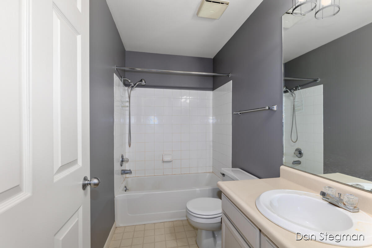 3116 Windcrest Court NE Grand Rapids MI 49525