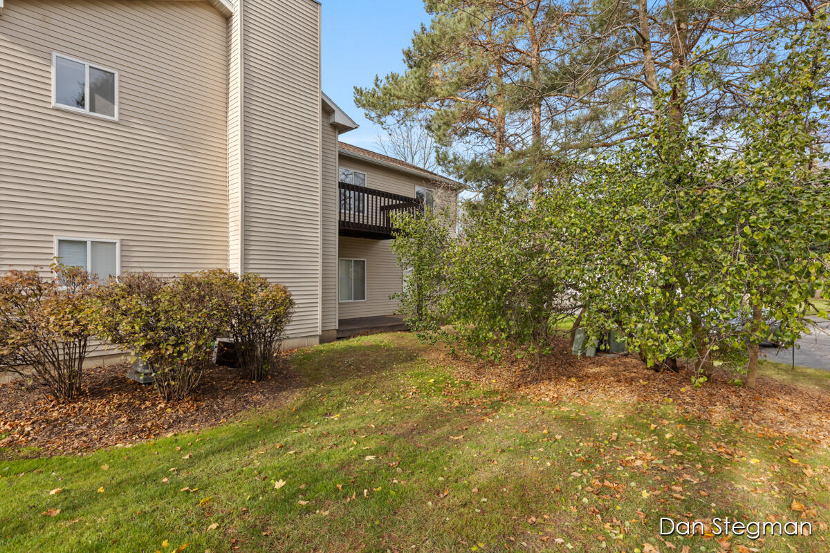 3116 Windcrest Court NE Grand Rapids MI 49525