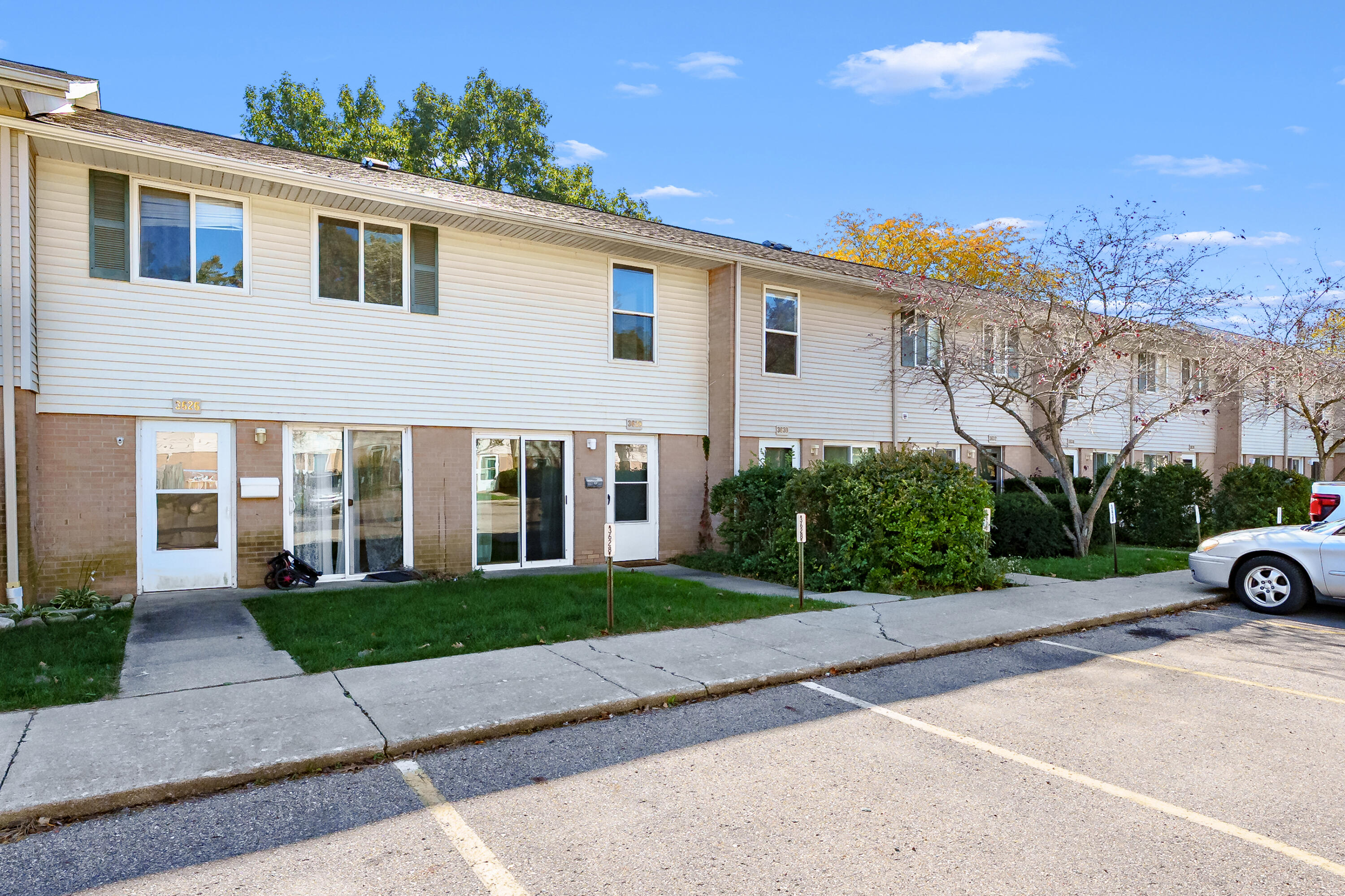 3628 Kenbrooke Court Kalamazoo MI 49006