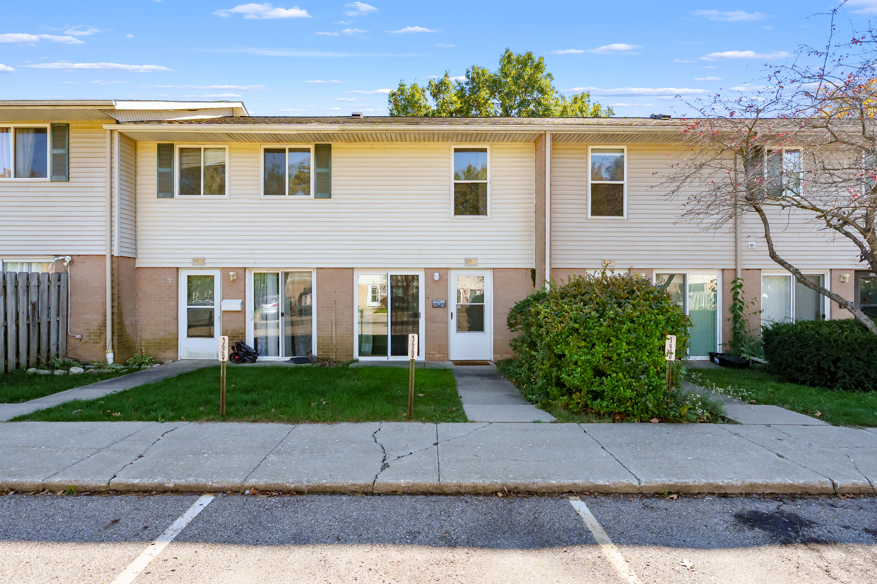 3628 Kenbrooke Court Kalamazoo MI 49006