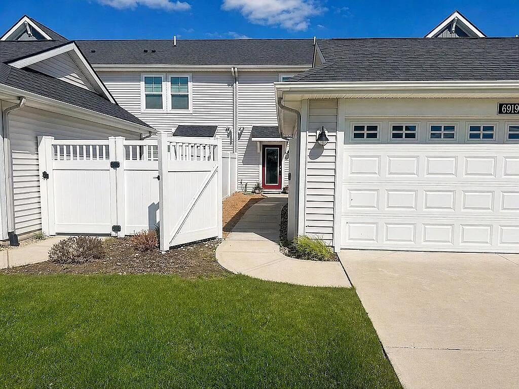 6919 Myers Lake Avenue NE Rockford MI 49341