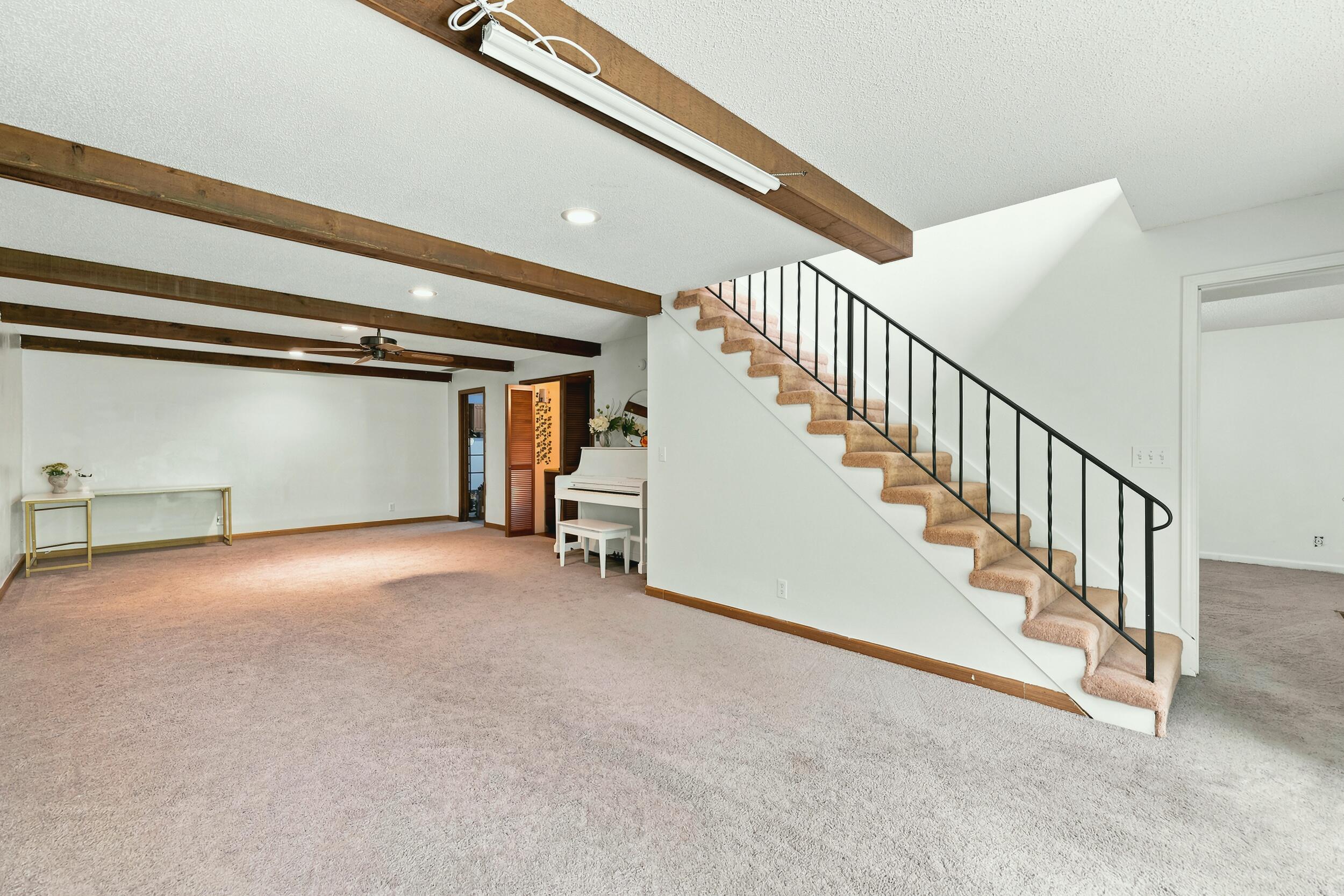 625 Maple Creek Drive Holland MI 49423