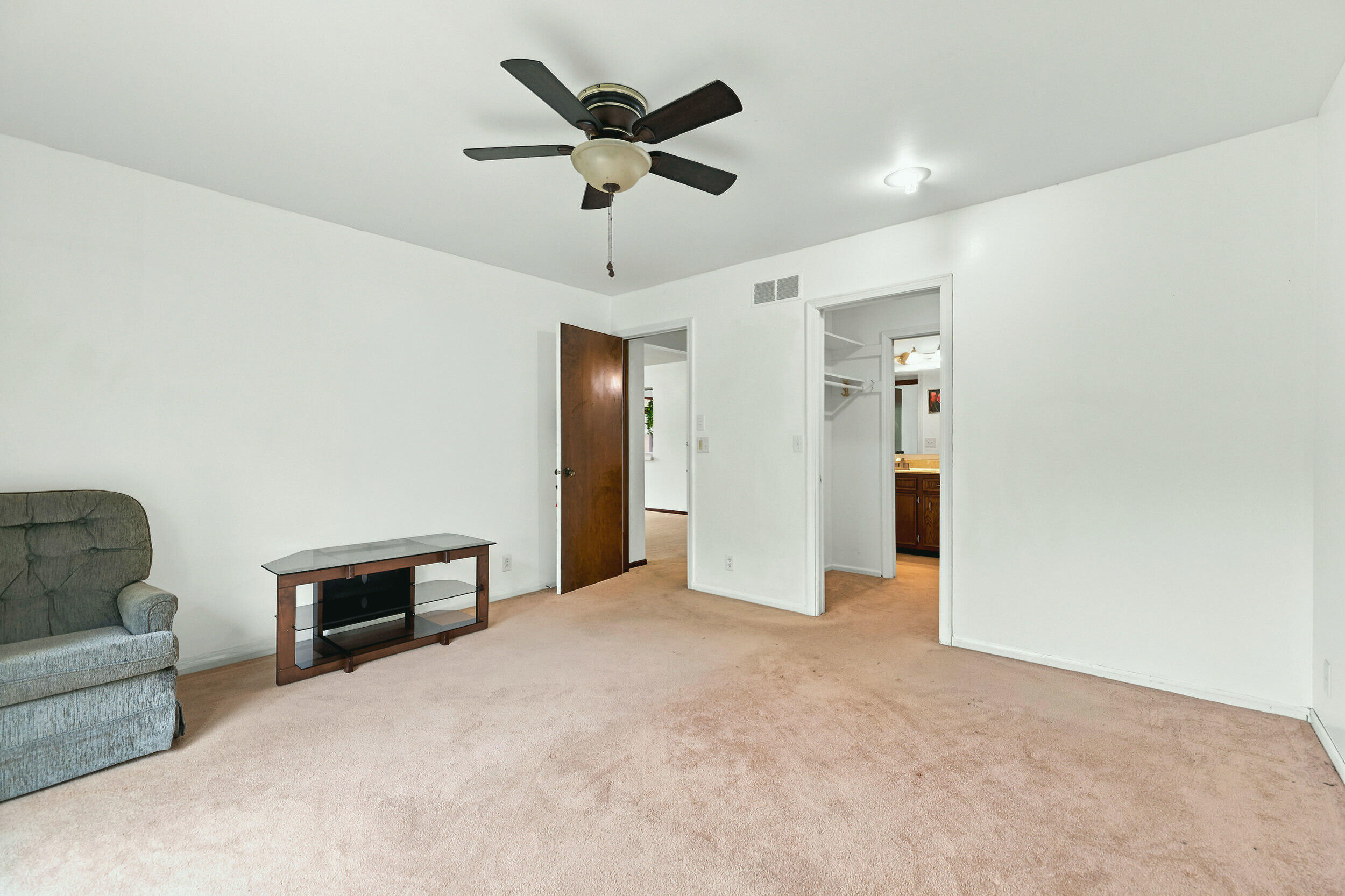 625 Maple Creek Drive Holland MI 49423