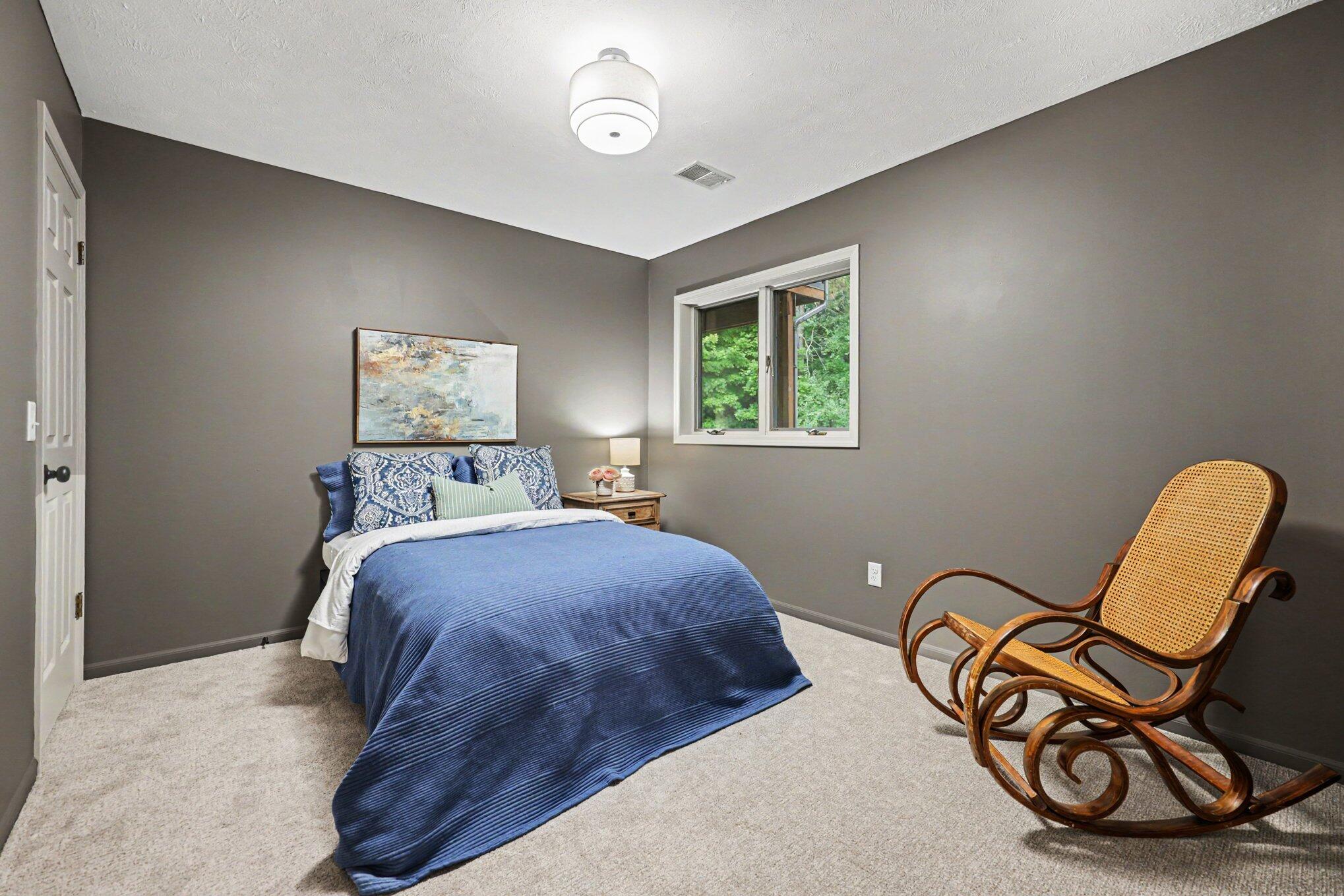 4753 Rockvalley Drive NE Grand Rapids MI 49525