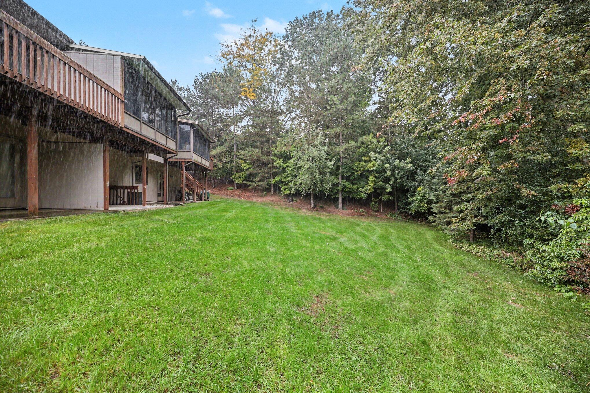 4753 Rockvalley Drive NE Grand Rapids MI 49525