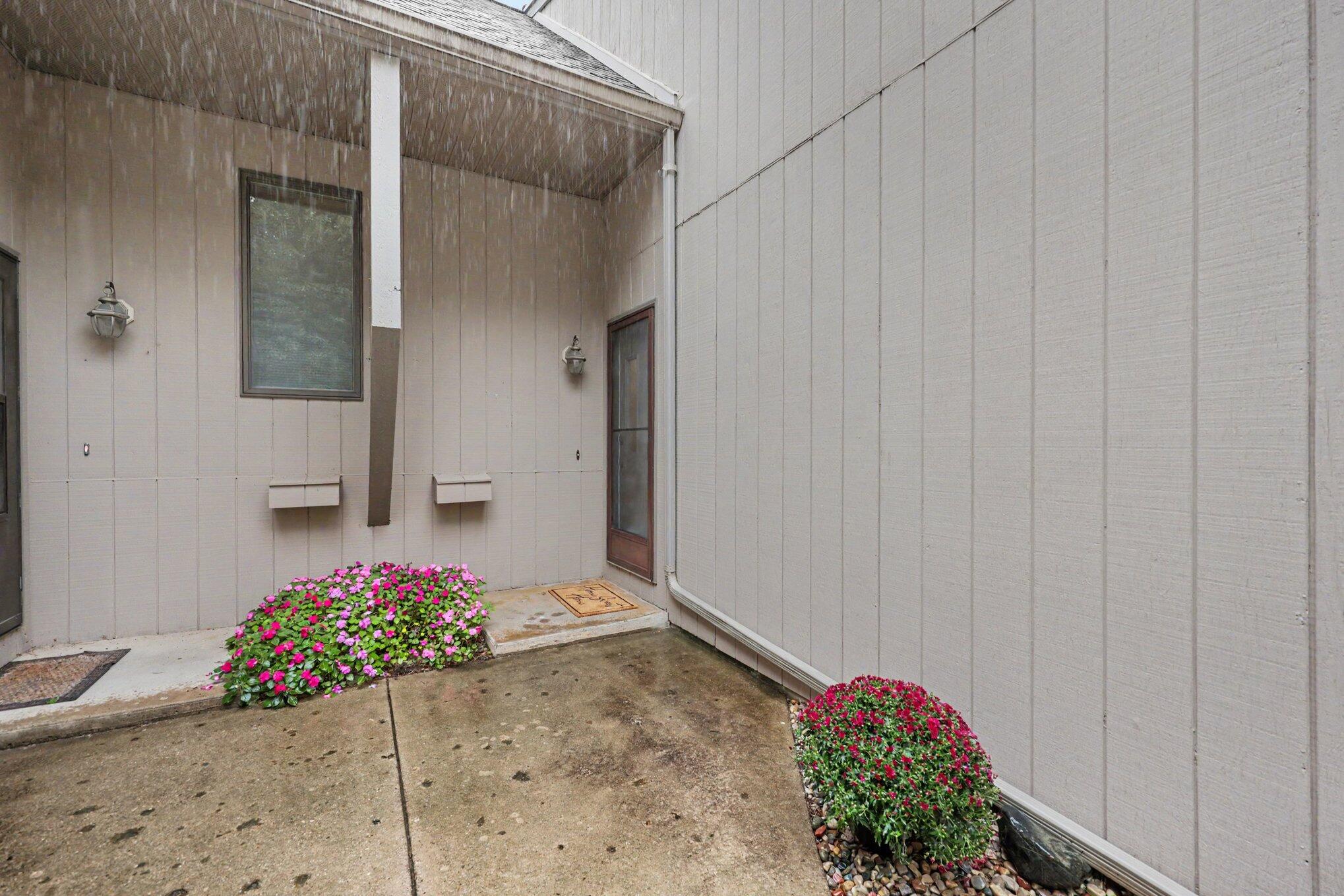 4753 Rockvalley Drive NE Grand Rapids MI 49525