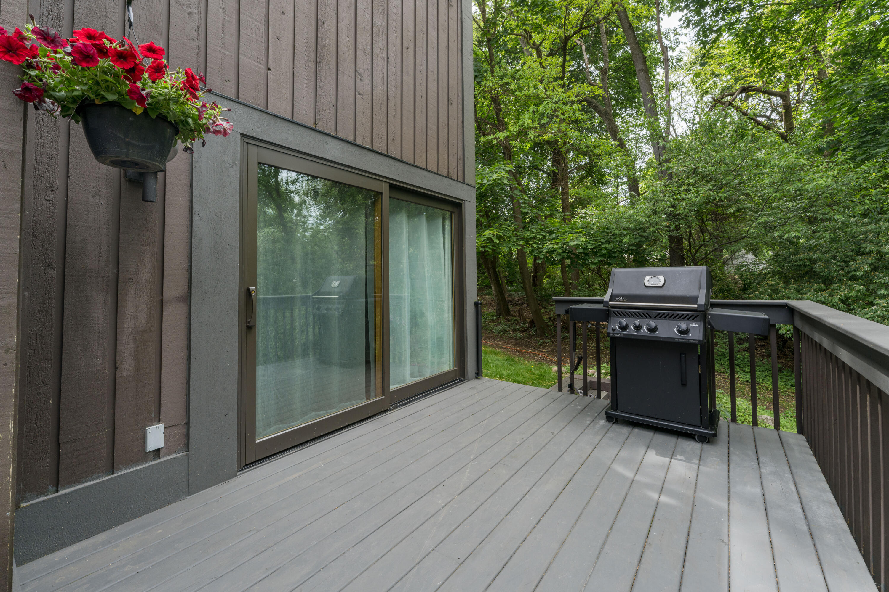 245 Ballantrae Court Kalamazoo MI 49006