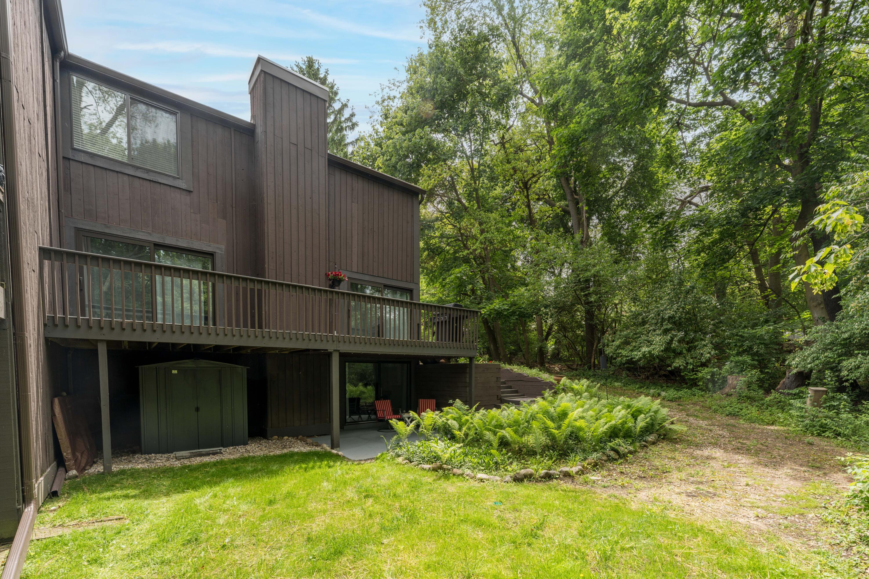 245 Ballantrae Court Kalamazoo MI 49006