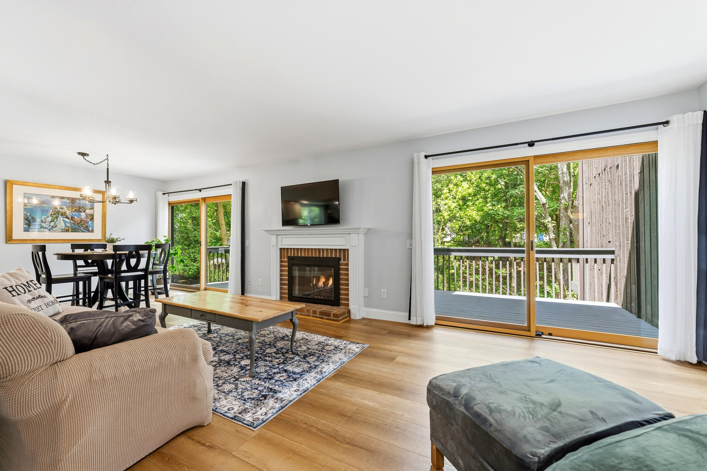 245 Ballantrae Court Kalamazoo MI 49006