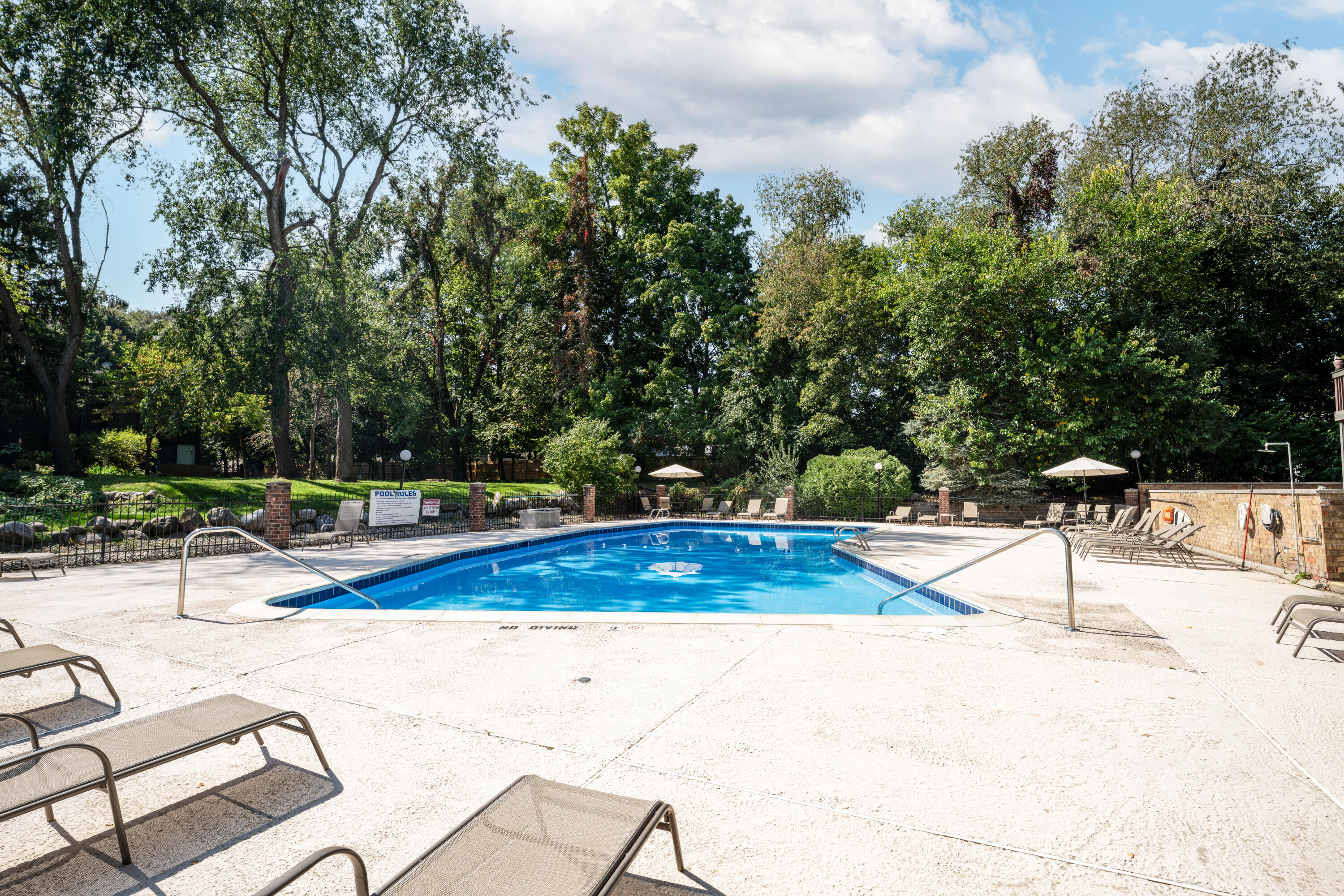 245 Ballantrae Court Kalamazoo MI 49006