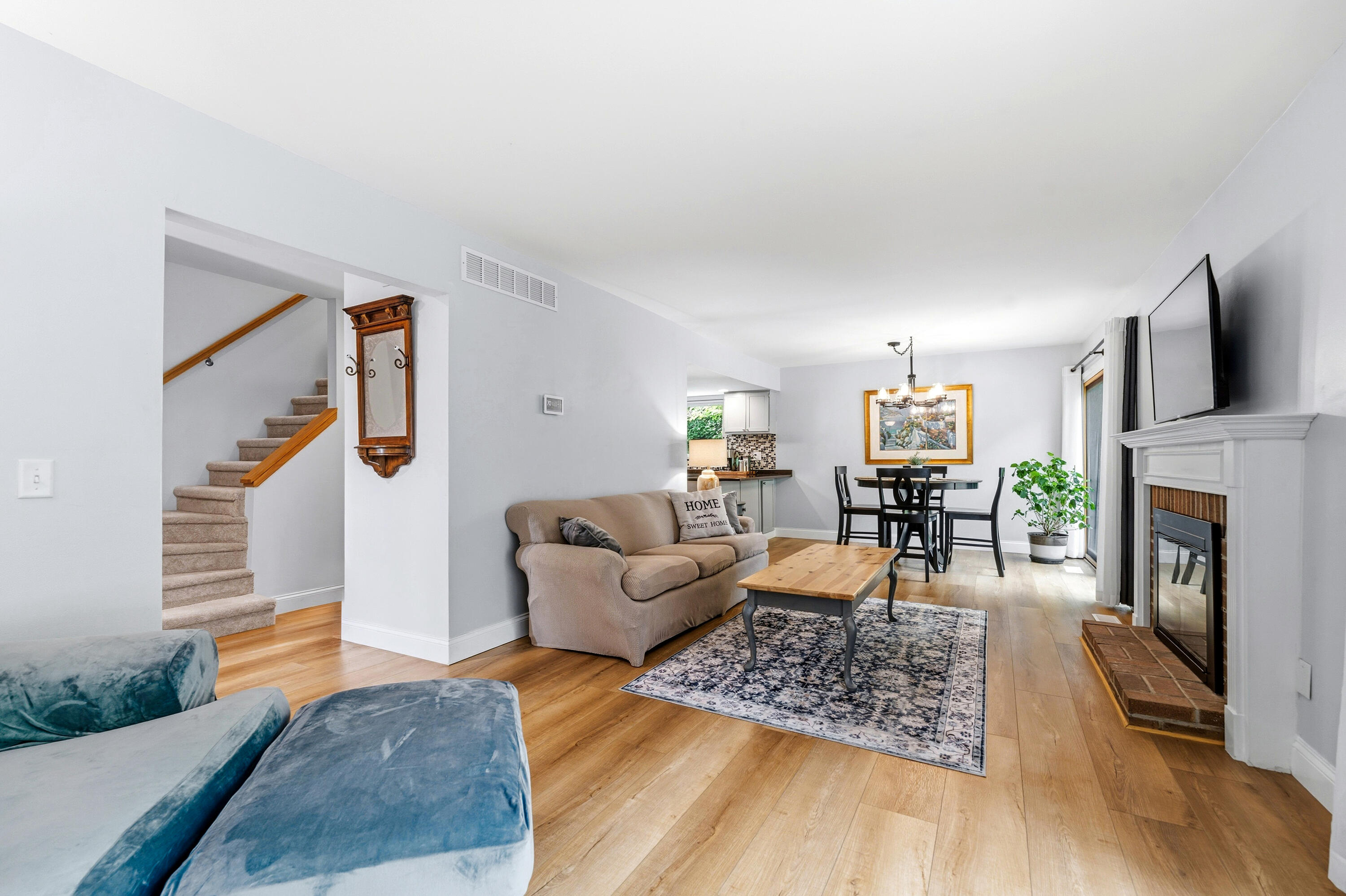 245 Ballantrae Court Kalamazoo MI 49006