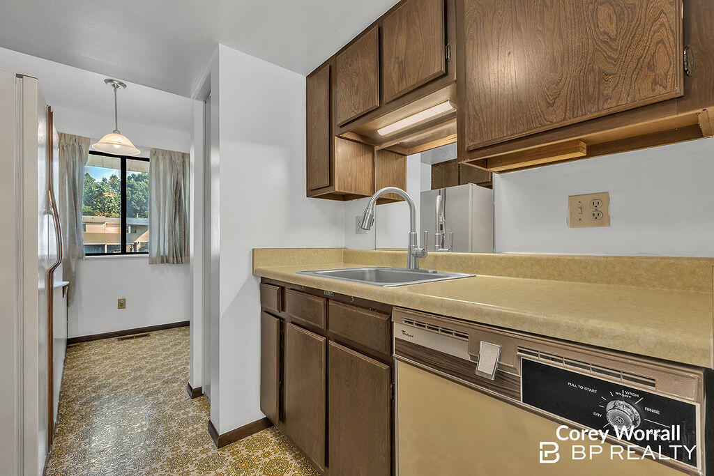 6380 Wainscot Drive SE Grand Rapids MI 49546