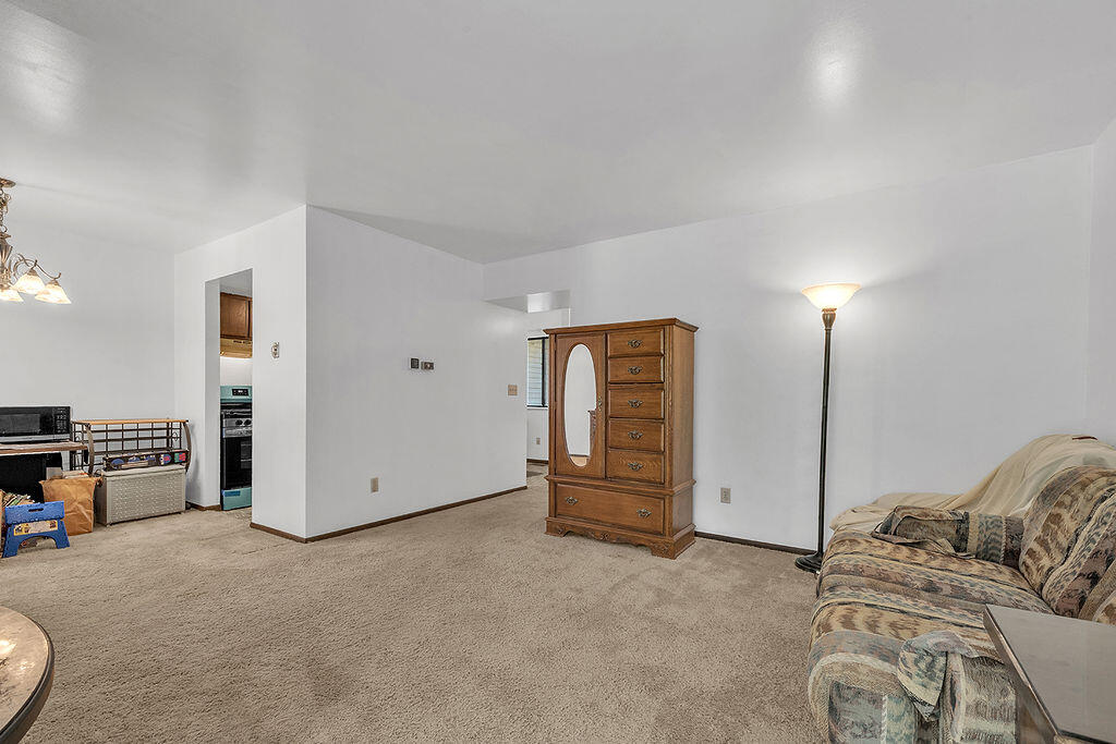6380 Wainscot Drive SE Grand Rapids MI 49546