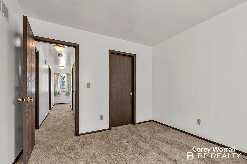6380 Wainscot Drive SE Grand Rapids MI 49546