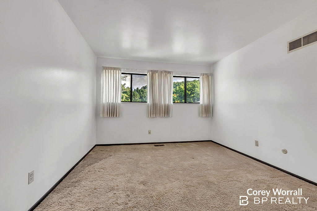 6380 Wainscot Drive SE Grand Rapids MI 49546