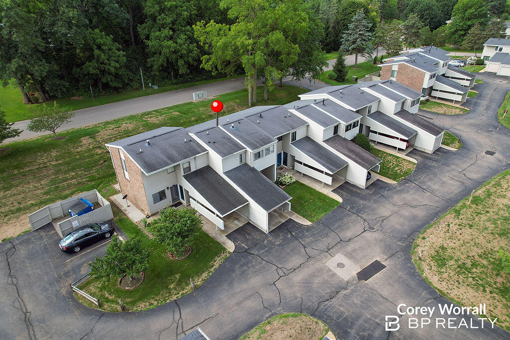 6380 Wainscot Drive SE Grand Rapids MI 49546