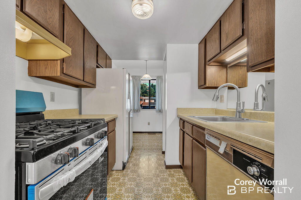 6380 Wainscot Drive SE Grand Rapids MI 49546