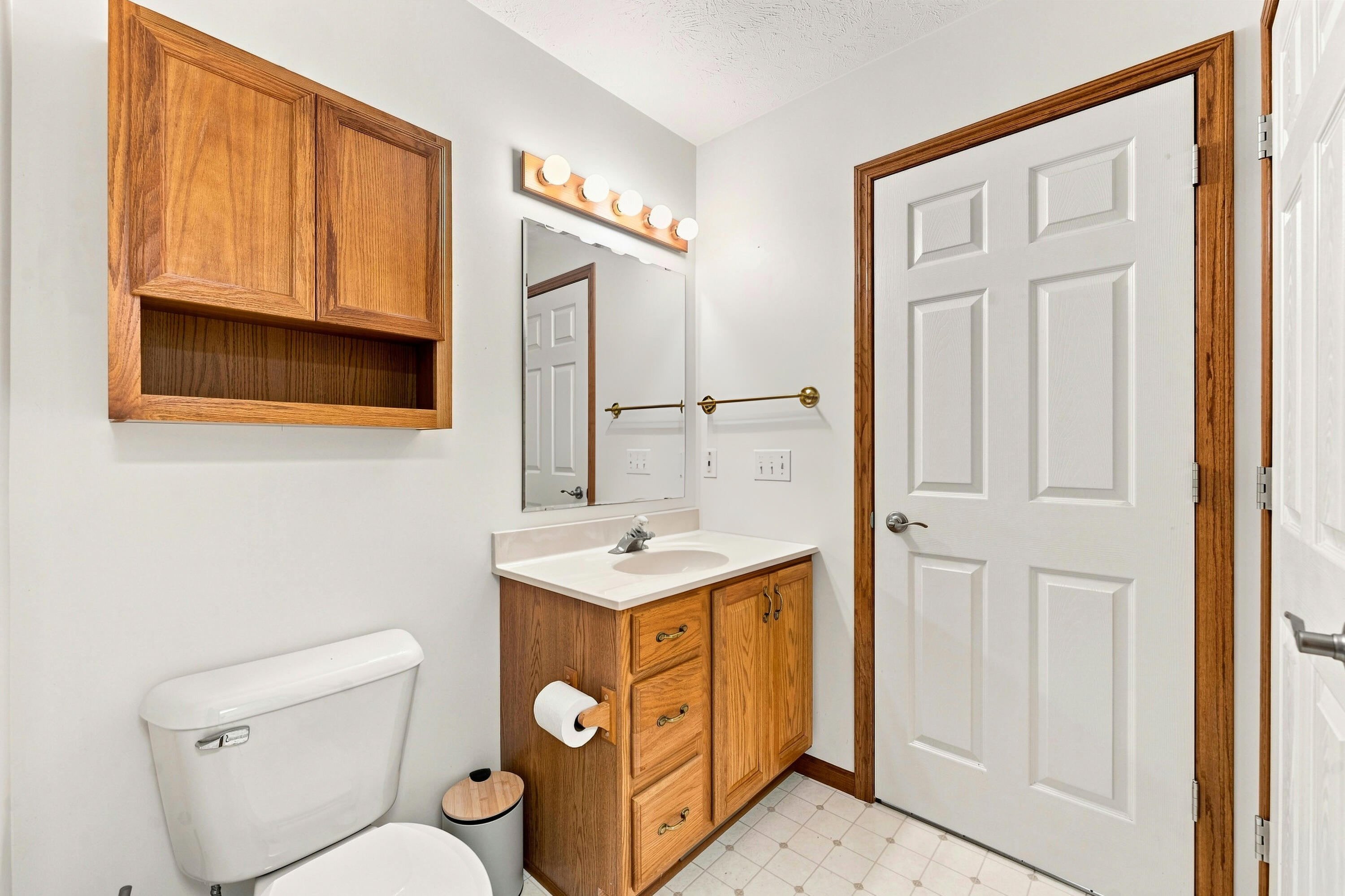 6808 Birdsong Avenue Kalamazoo MI 49009