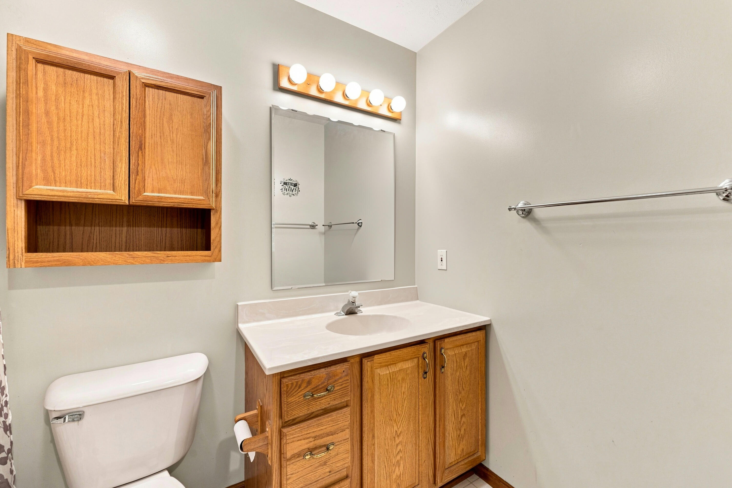 6808 Birdsong Avenue Kalamazoo MI 49009