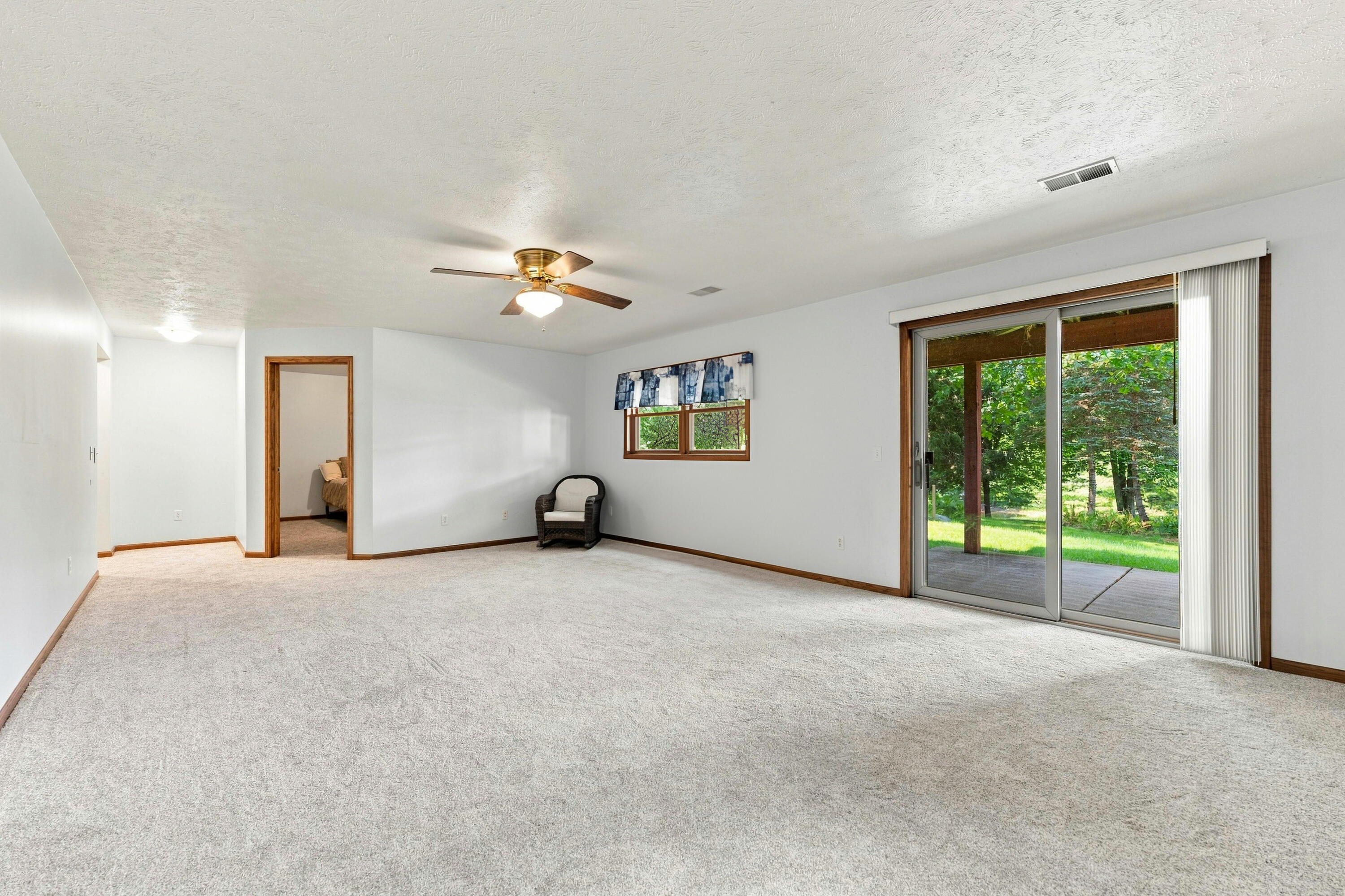 6808 Birdsong Avenue Kalamazoo MI 49009
