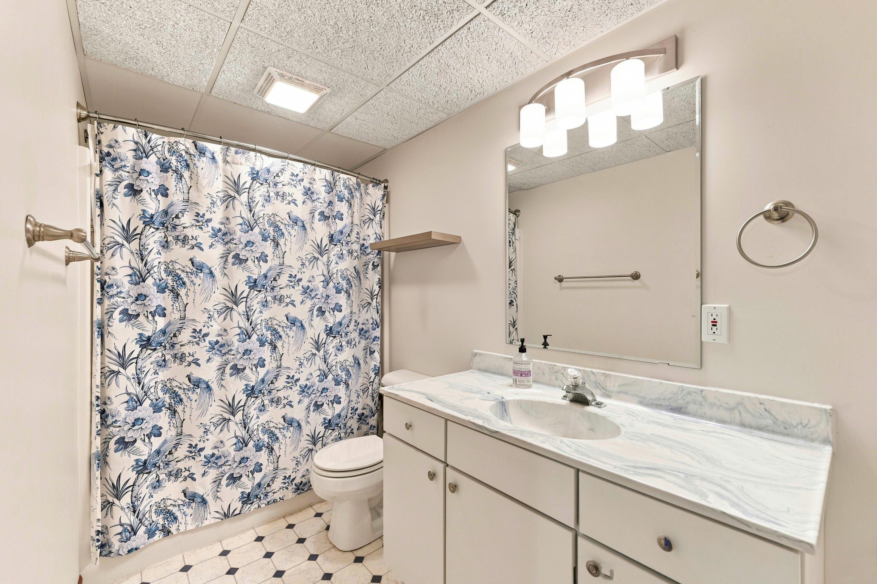 6808 Birdsong Avenue Kalamazoo MI 49009