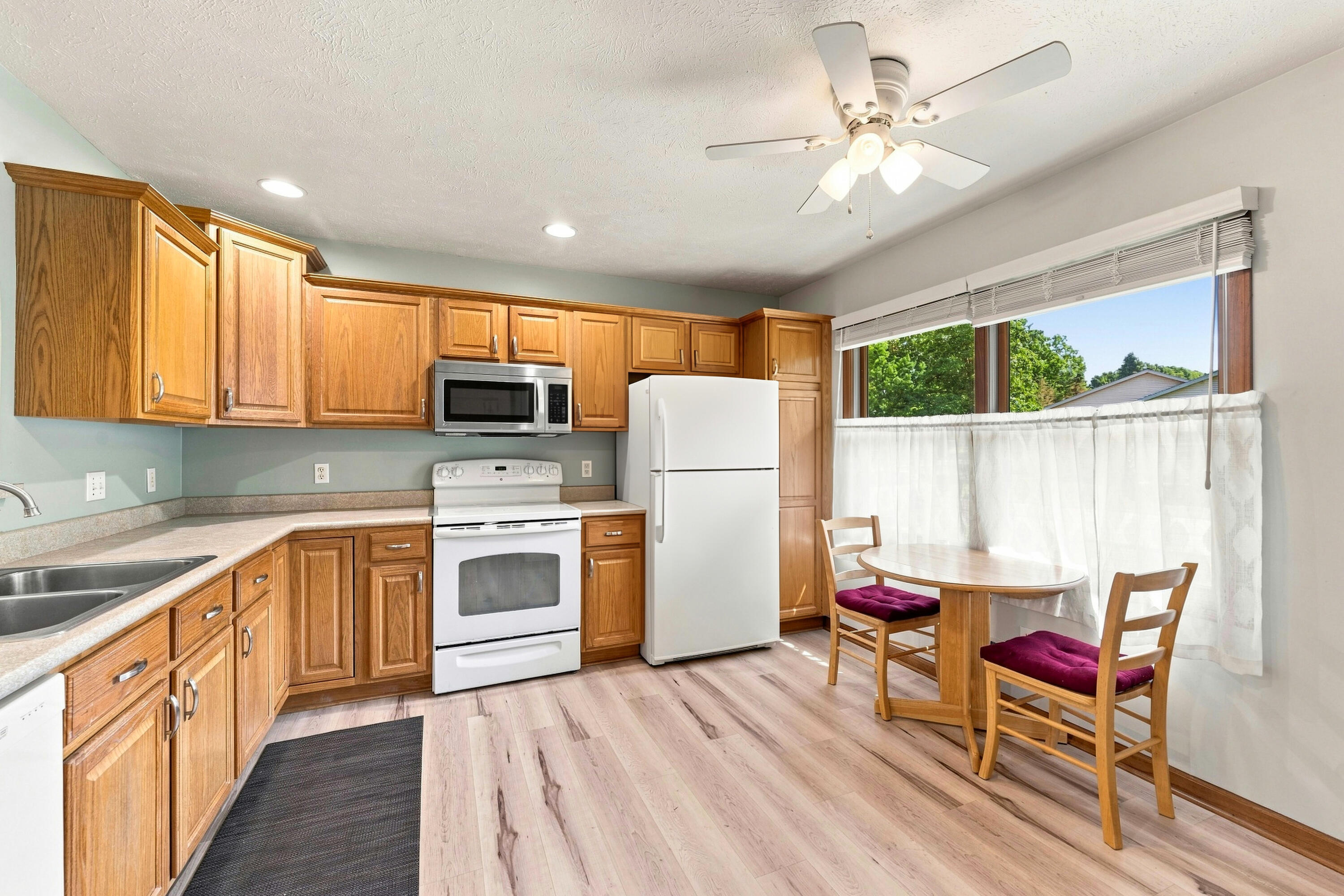 6808 Birdsong Avenue Kalamazoo MI 49009