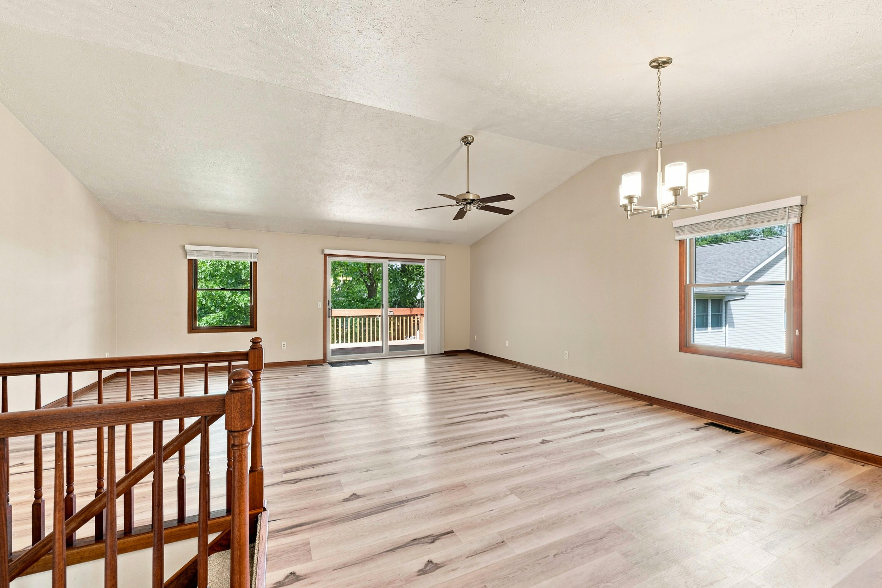 6808 Birdsong Avenue Kalamazoo MI 49009