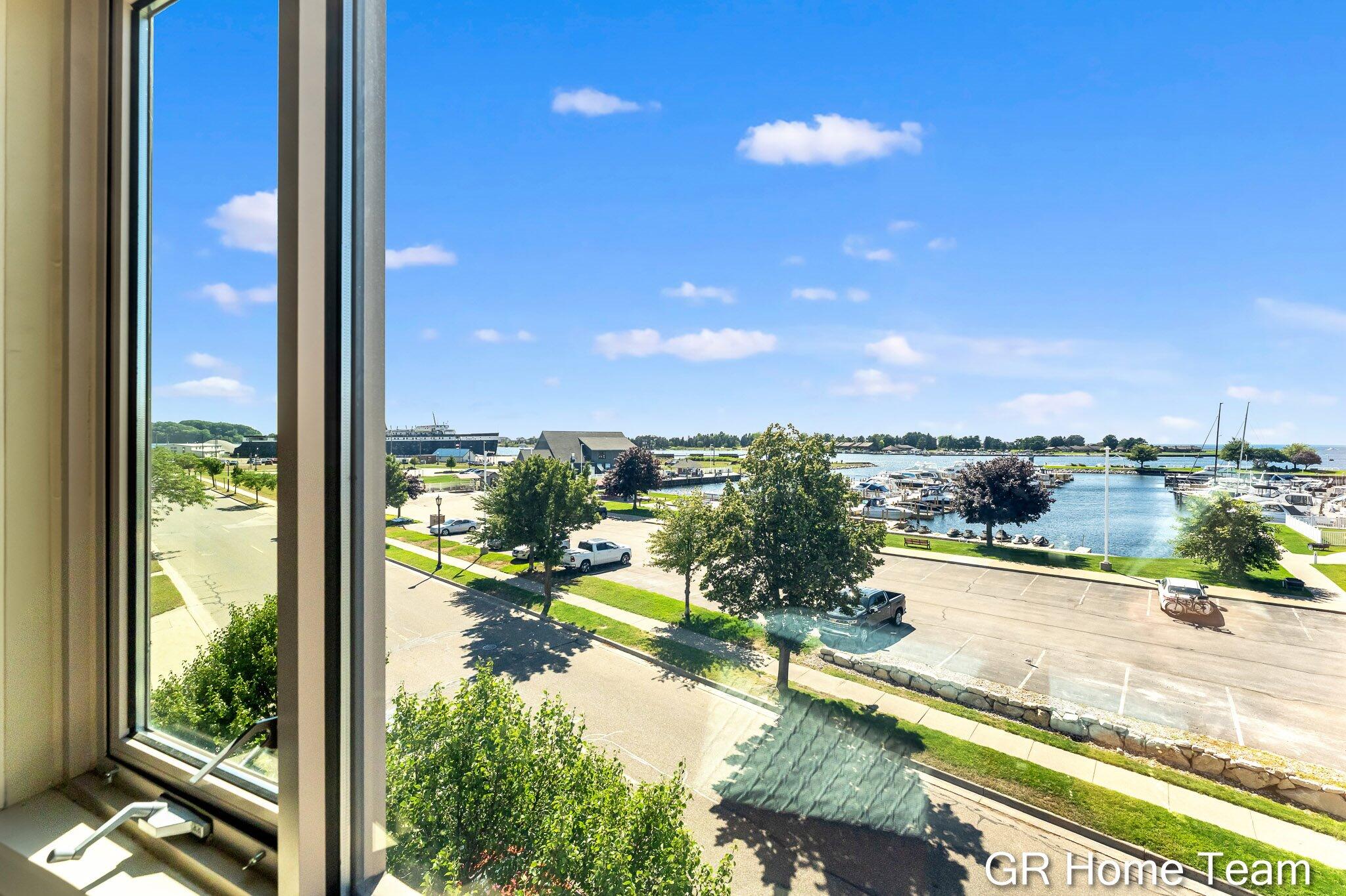 105 W Danaher Street Ludington MI 49431