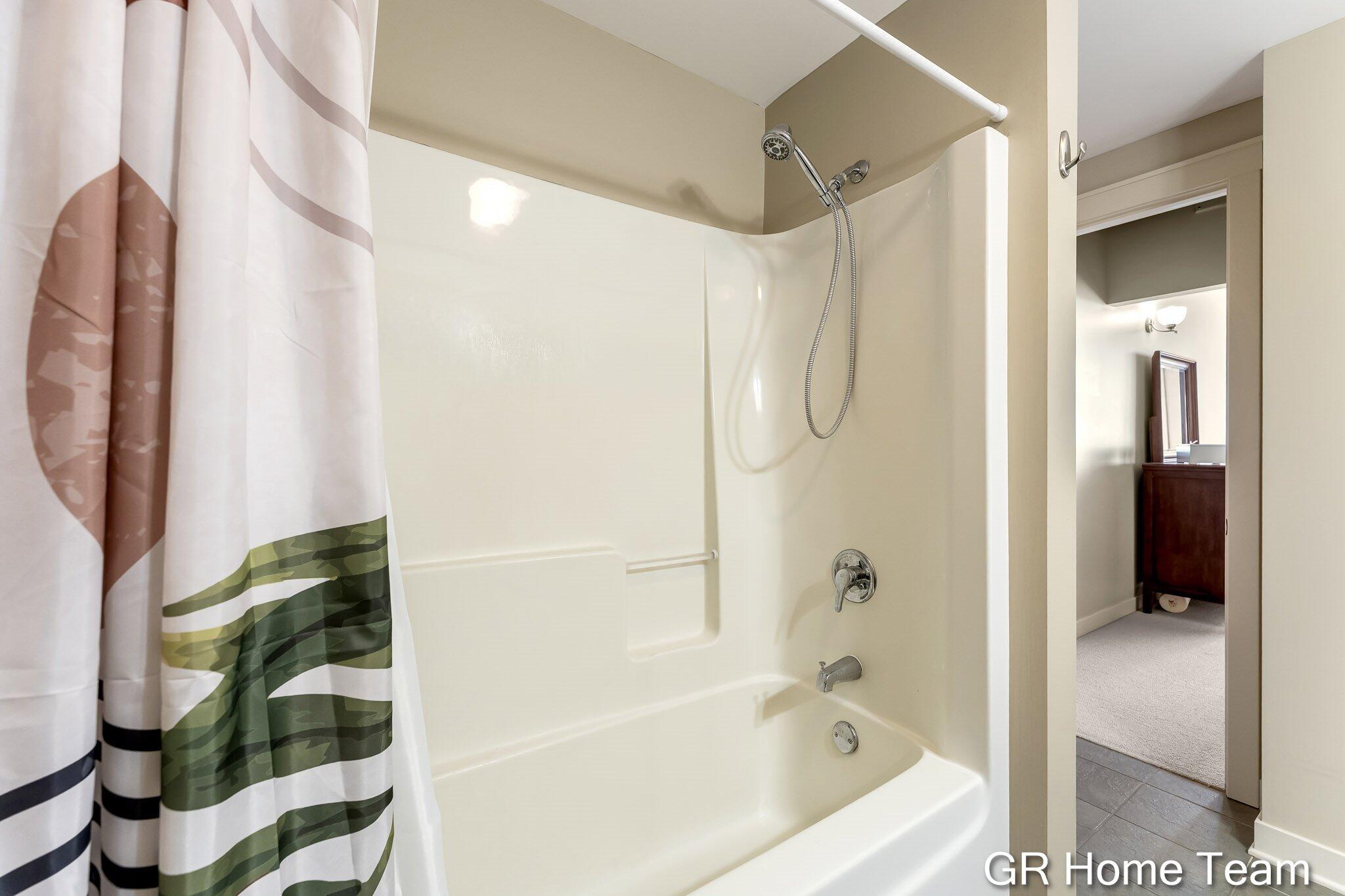 105 W Danaher Street Ludington MI 49431