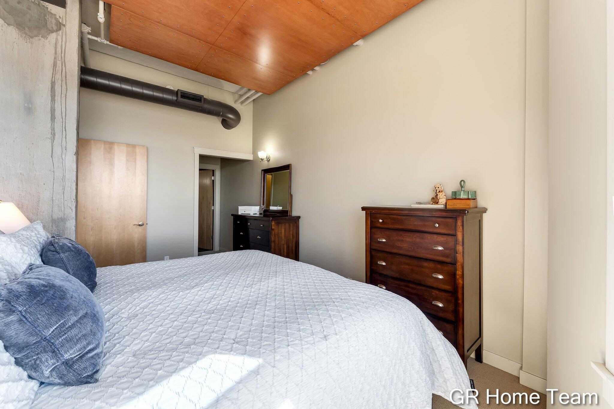 105 W Danaher Street Ludington MI 49431