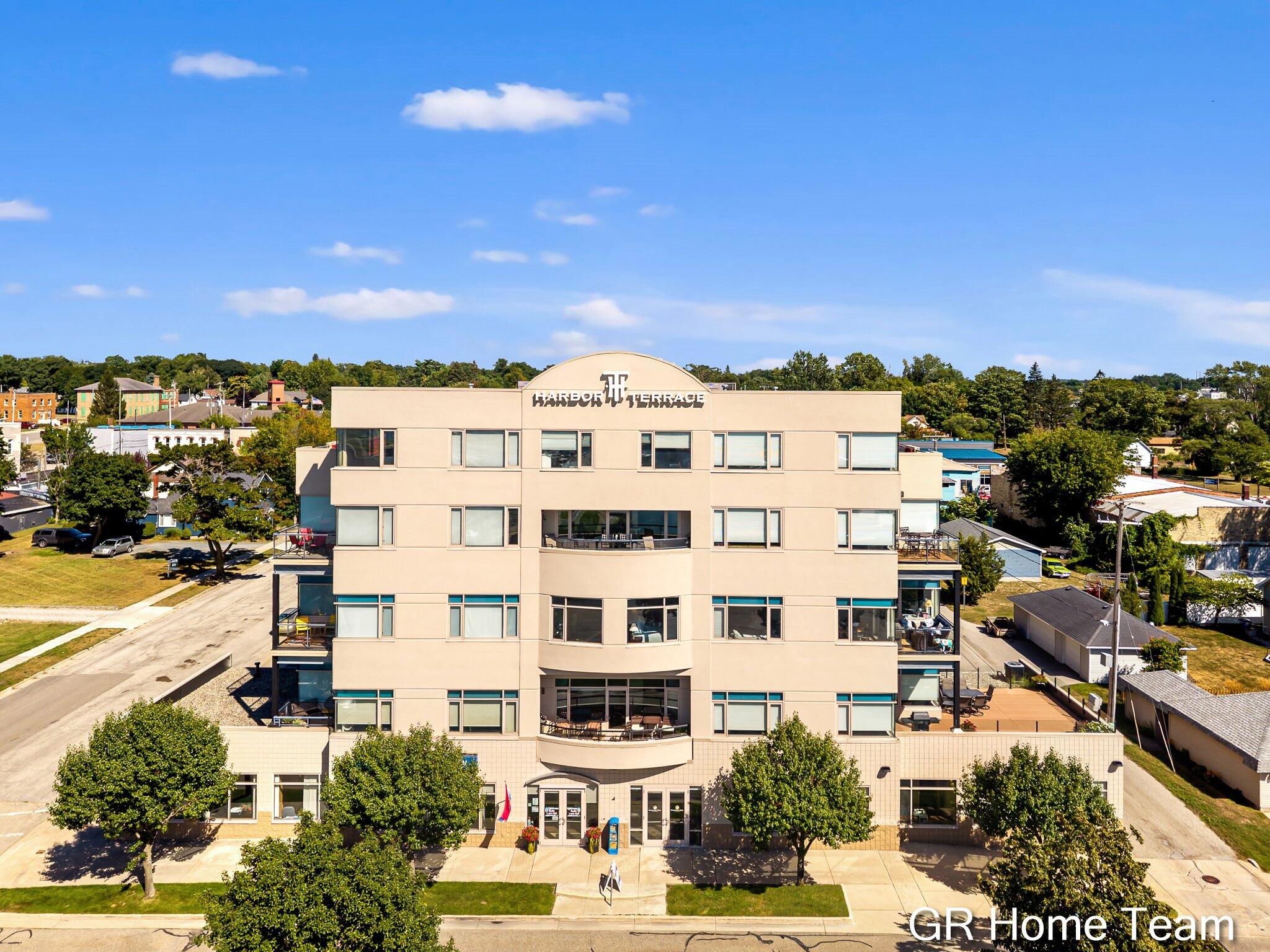105 W Danaher Street Ludington MI 49431