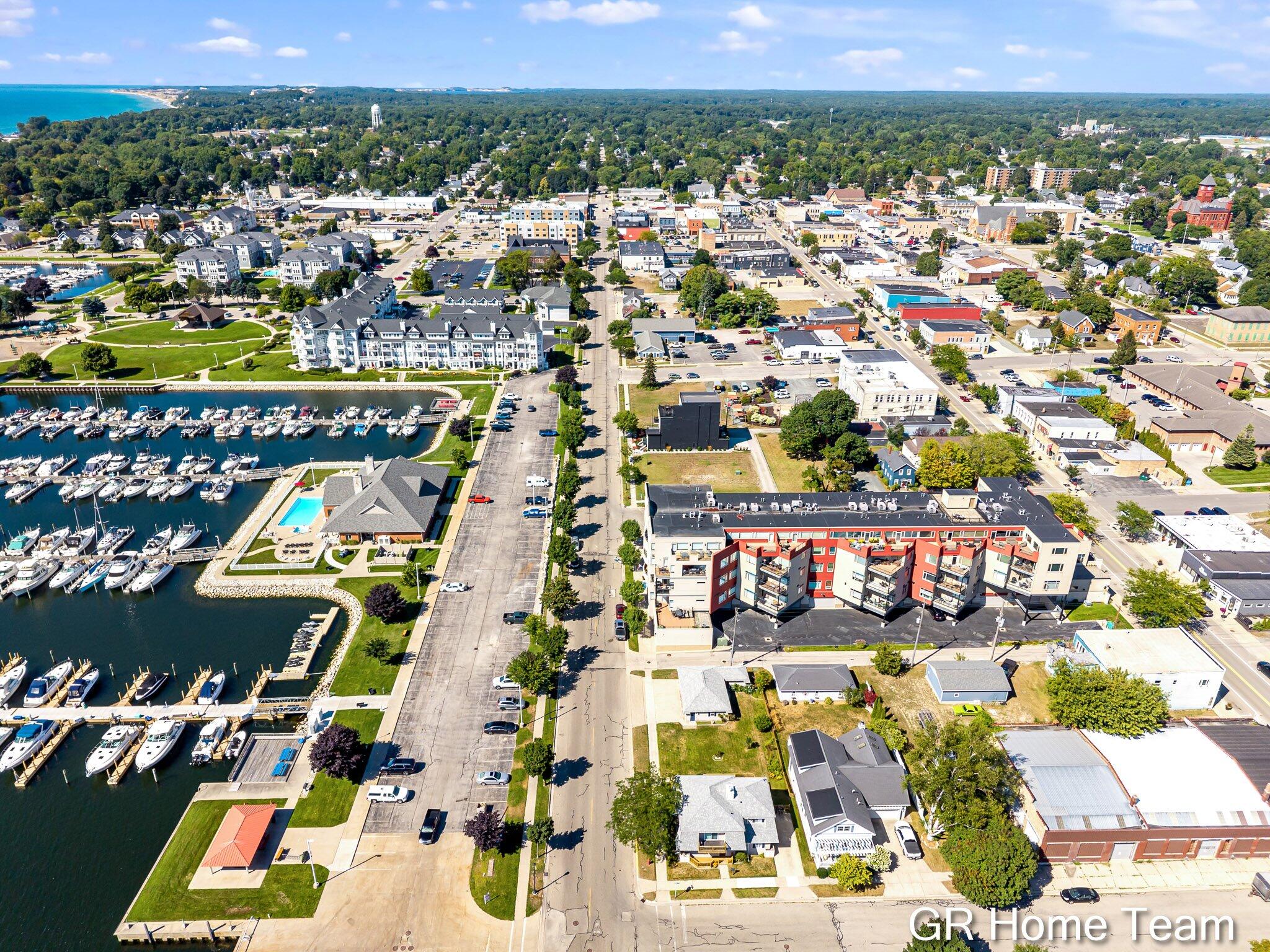 105 W Danaher Street Ludington MI 49431