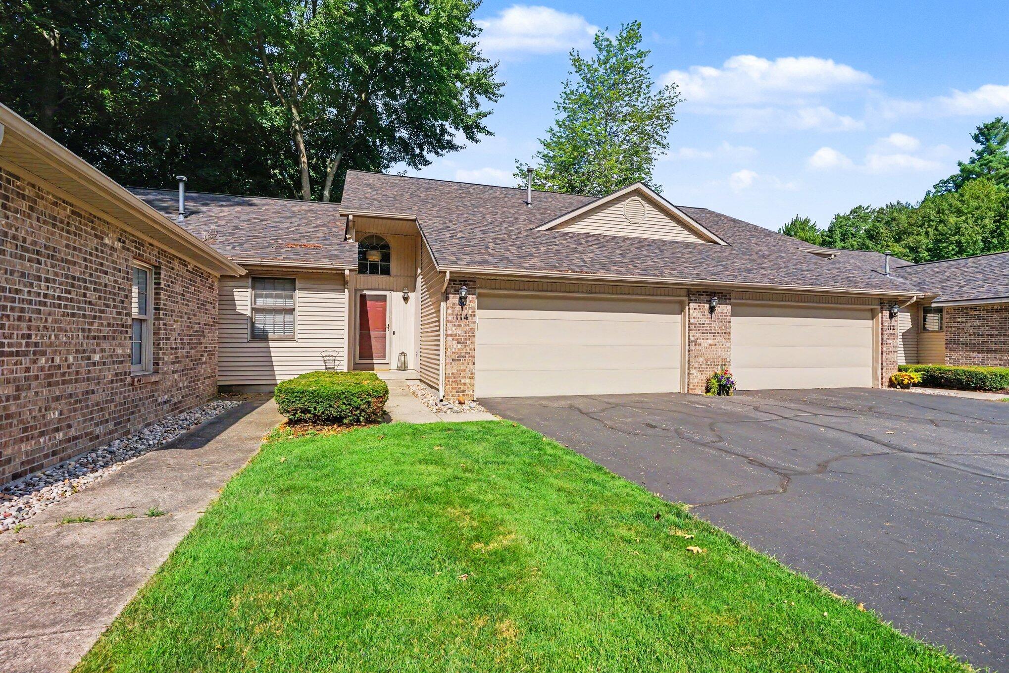 114 Sandy Point Drive Holland MI 49424