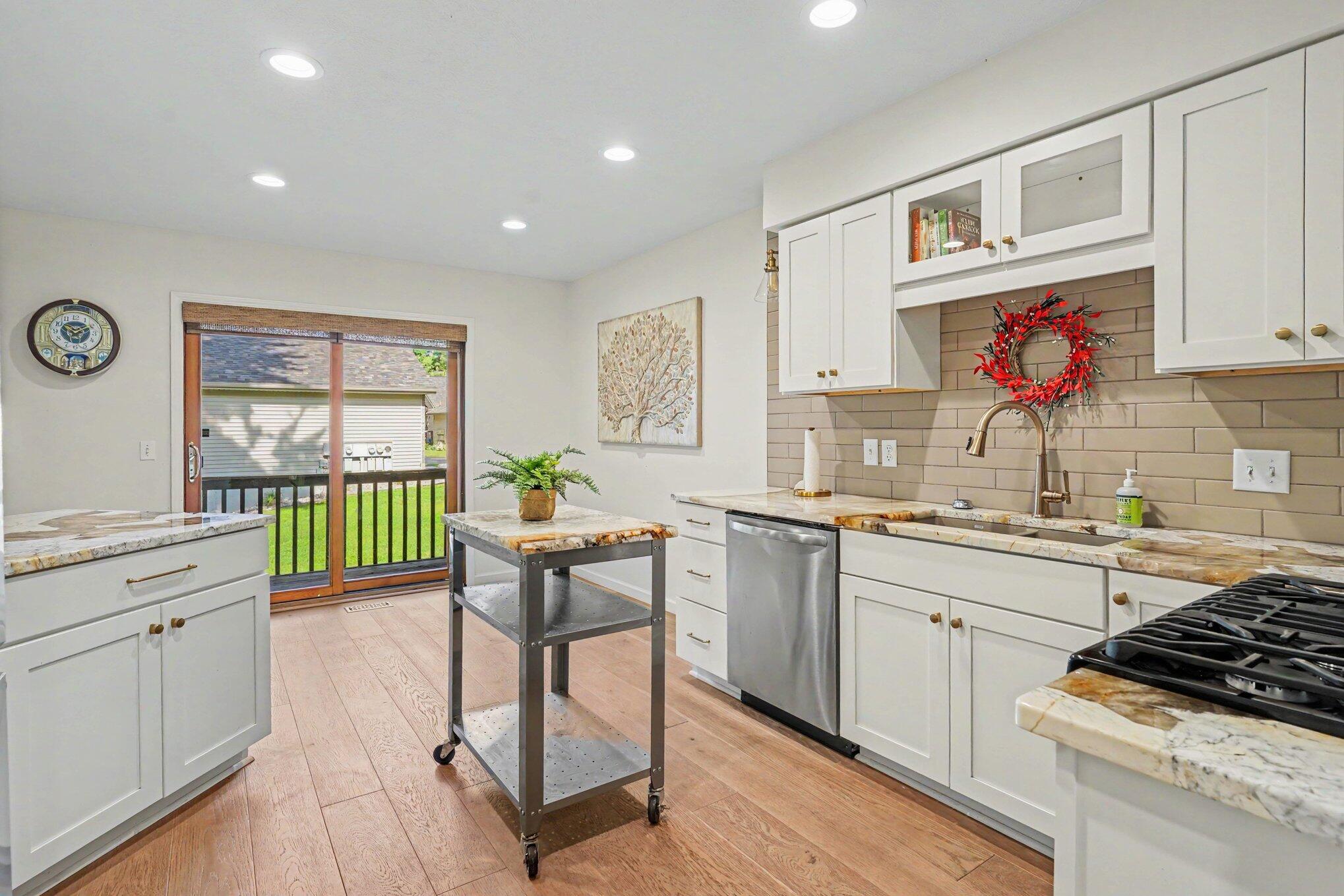 114 Sandy Point Drive Holland MI 49424