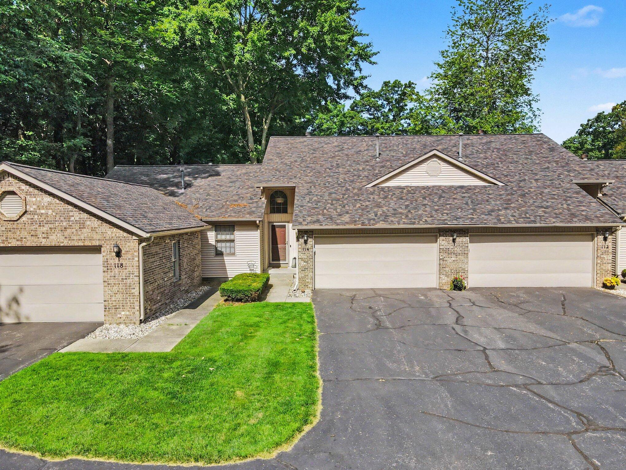 114 Sandy Point Drive Holland MI 49424