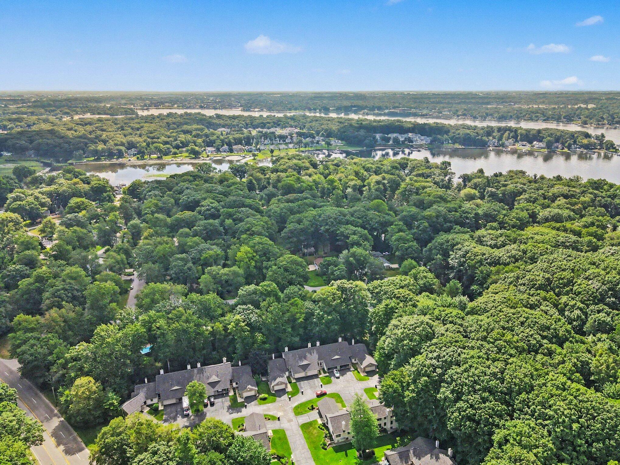 114 Sandy Point Drive Holland MI 49424