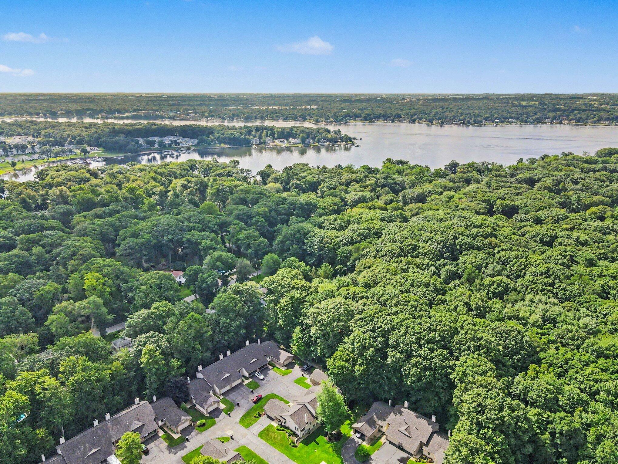 114 Sandy Point Drive Holland MI 49424