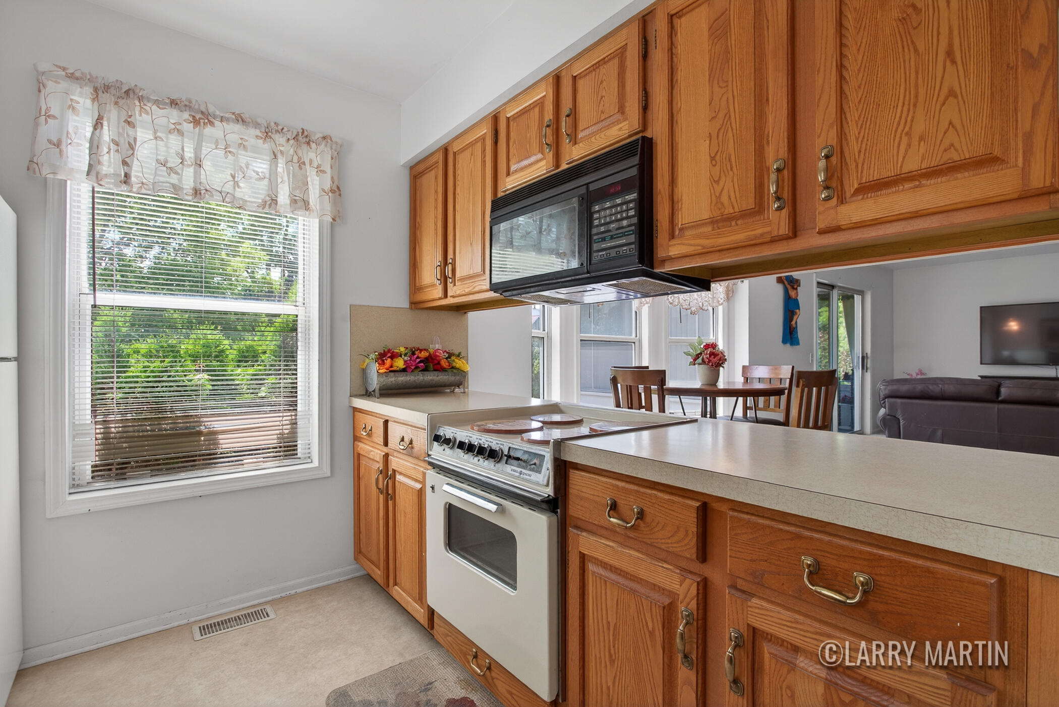 3288 Cambridge Street SE Grand Rapids MI 49512