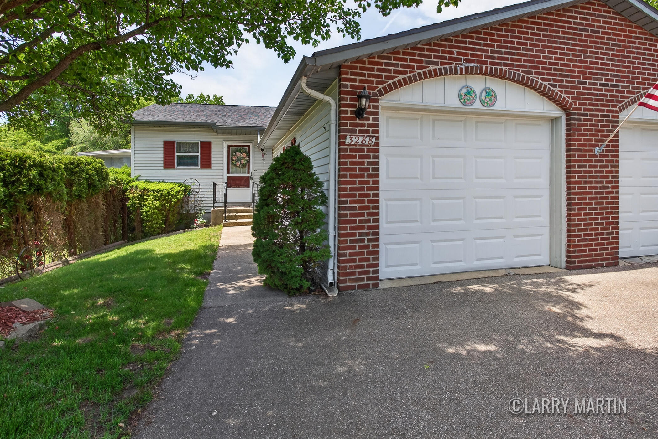 3288 Cambridge Street SE Grand Rapids MI 49512