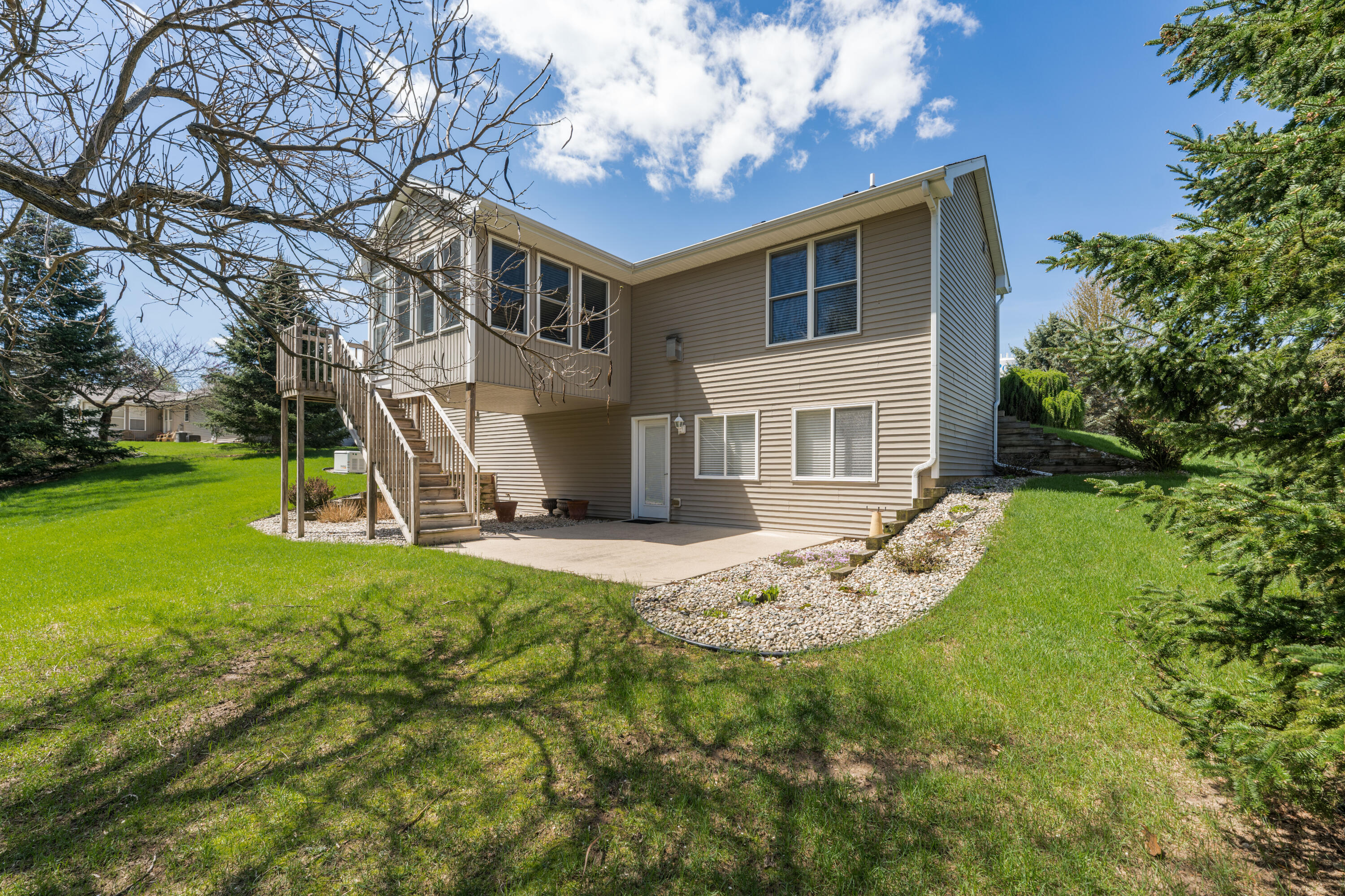 9847 Fort Myers Parkway Portage MI 49002