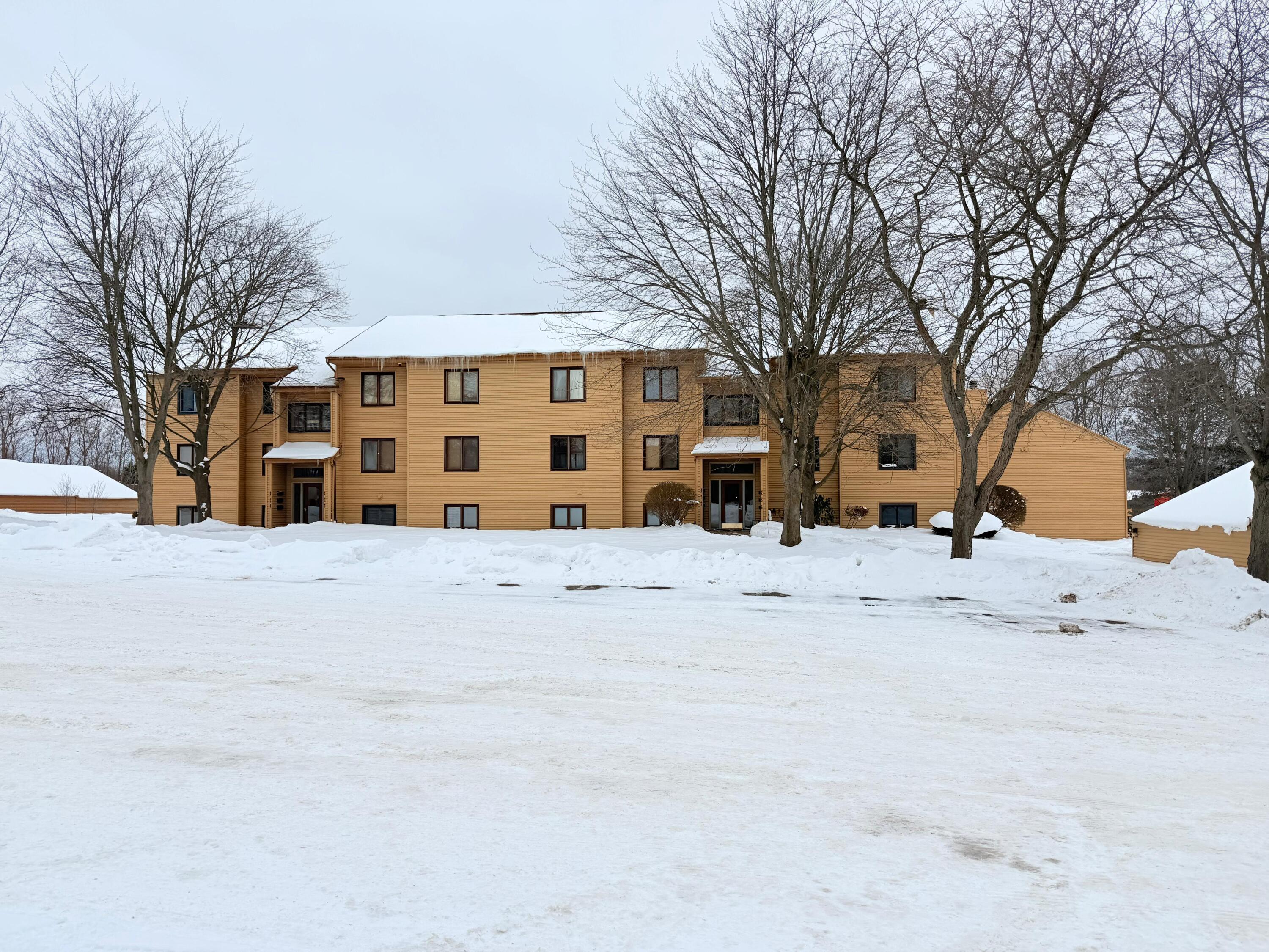 300 Farington Boulevard Holland MI 49423