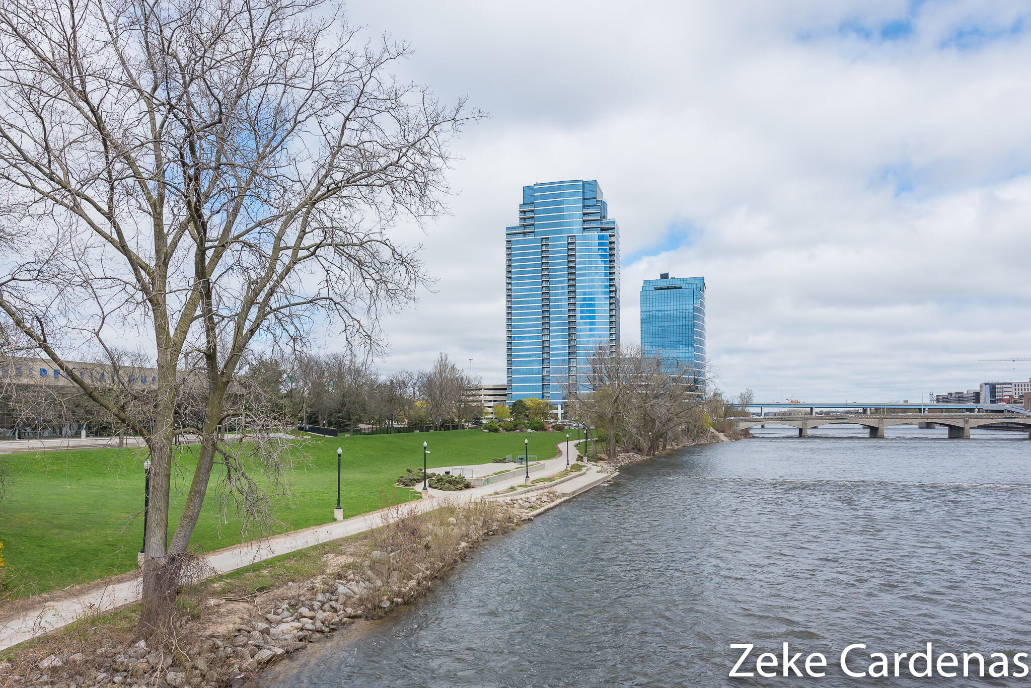 335 Bridge Street NW Grand Rapids MI 49504