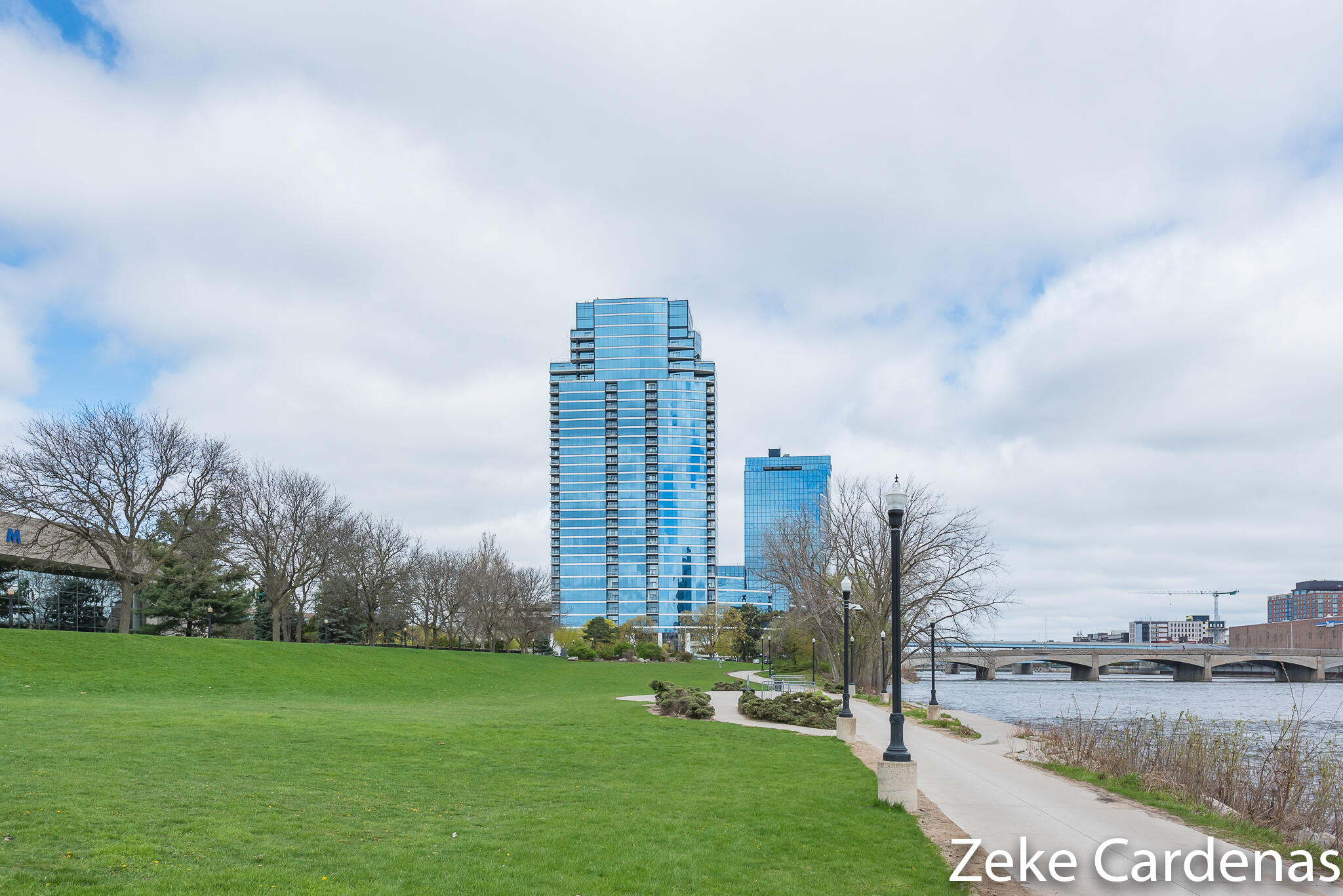 335 Bridge Street NW Grand Rapids MI 49504